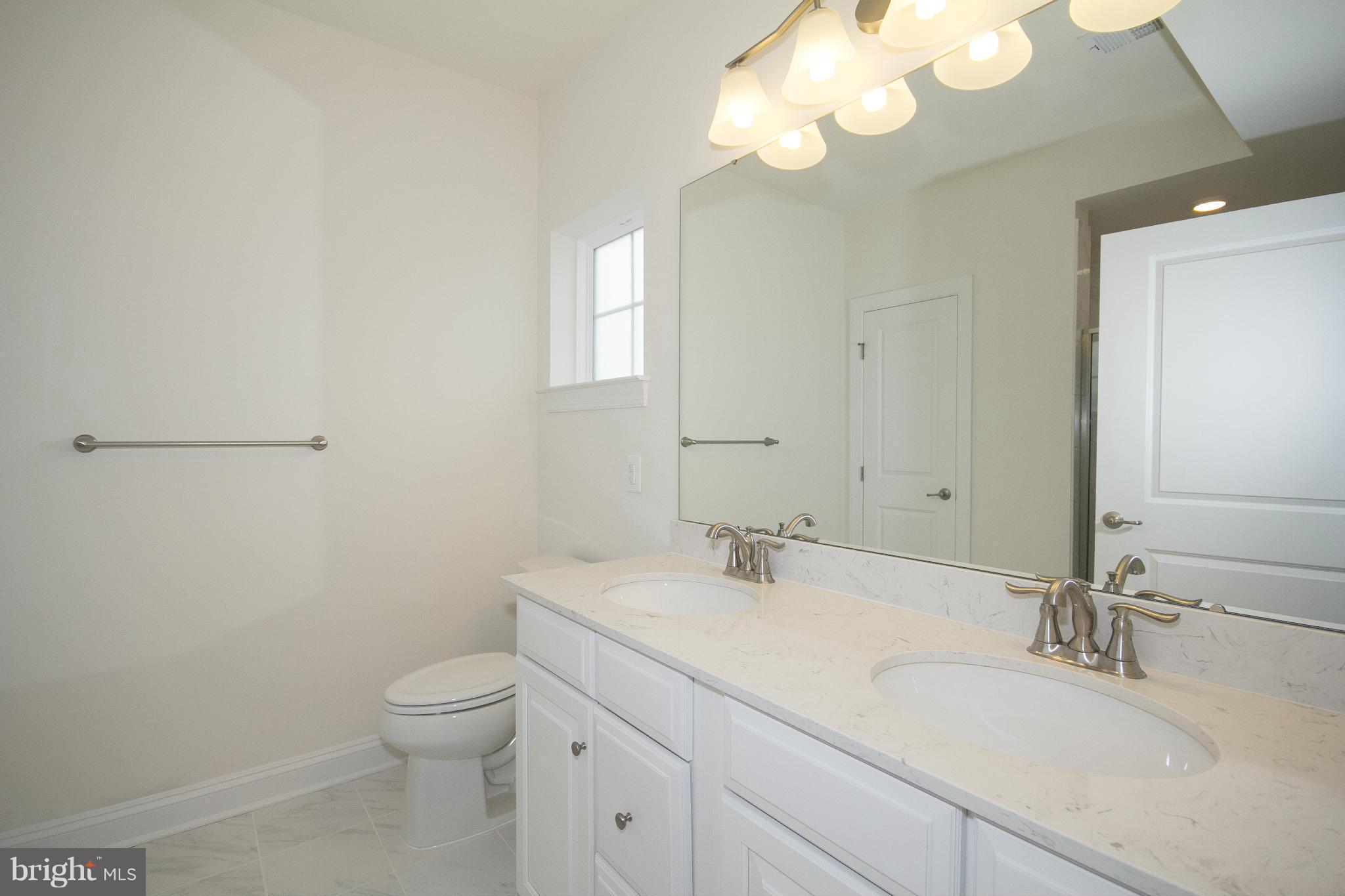 WAVERLY MEWS - Residential Lease