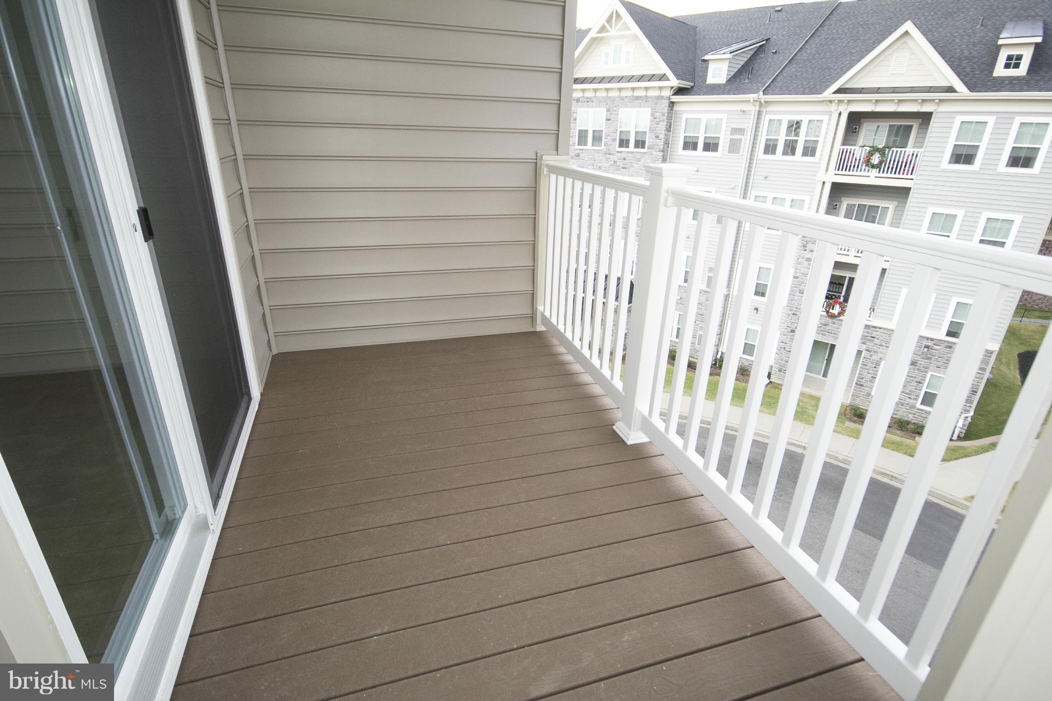 WAVERLY MEWS - Residential Lease