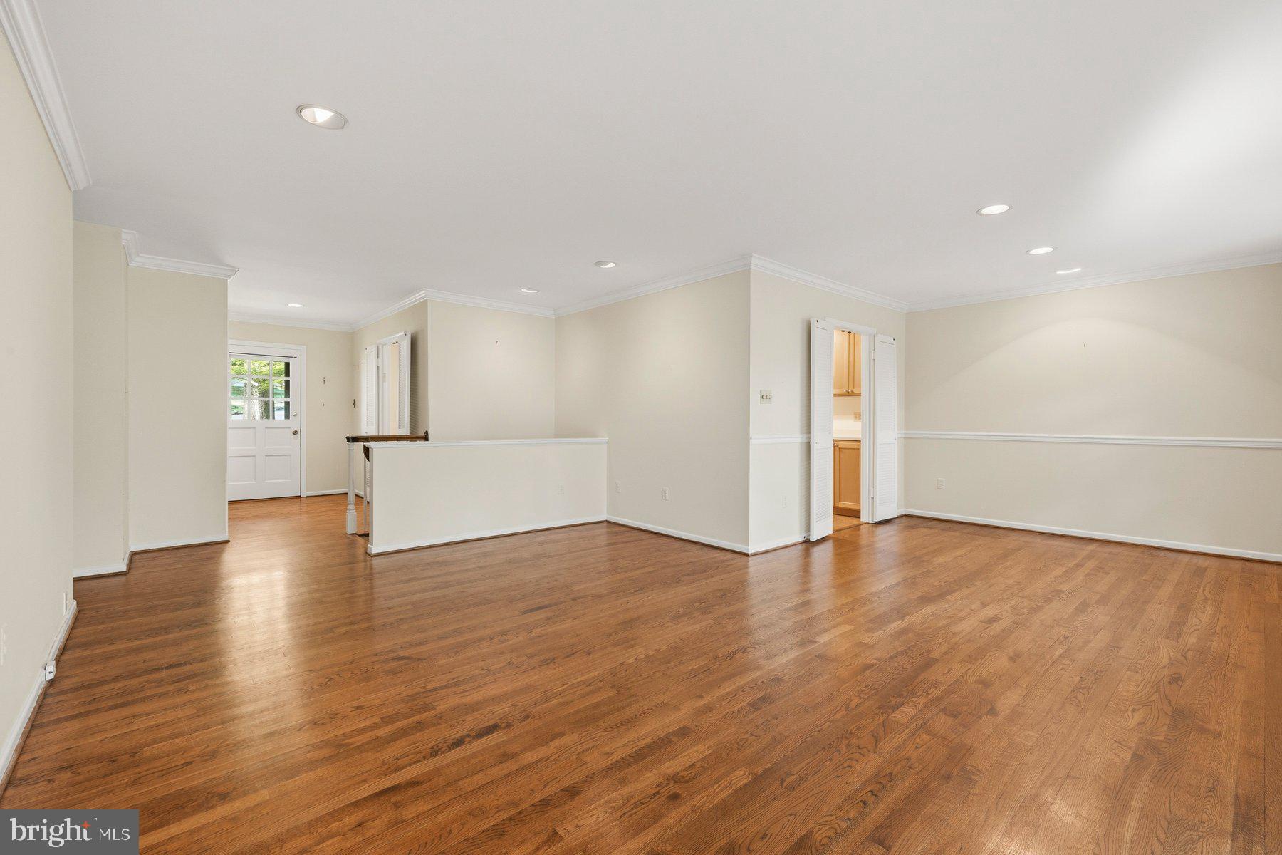 WEST SPRINGFIELD - Residential