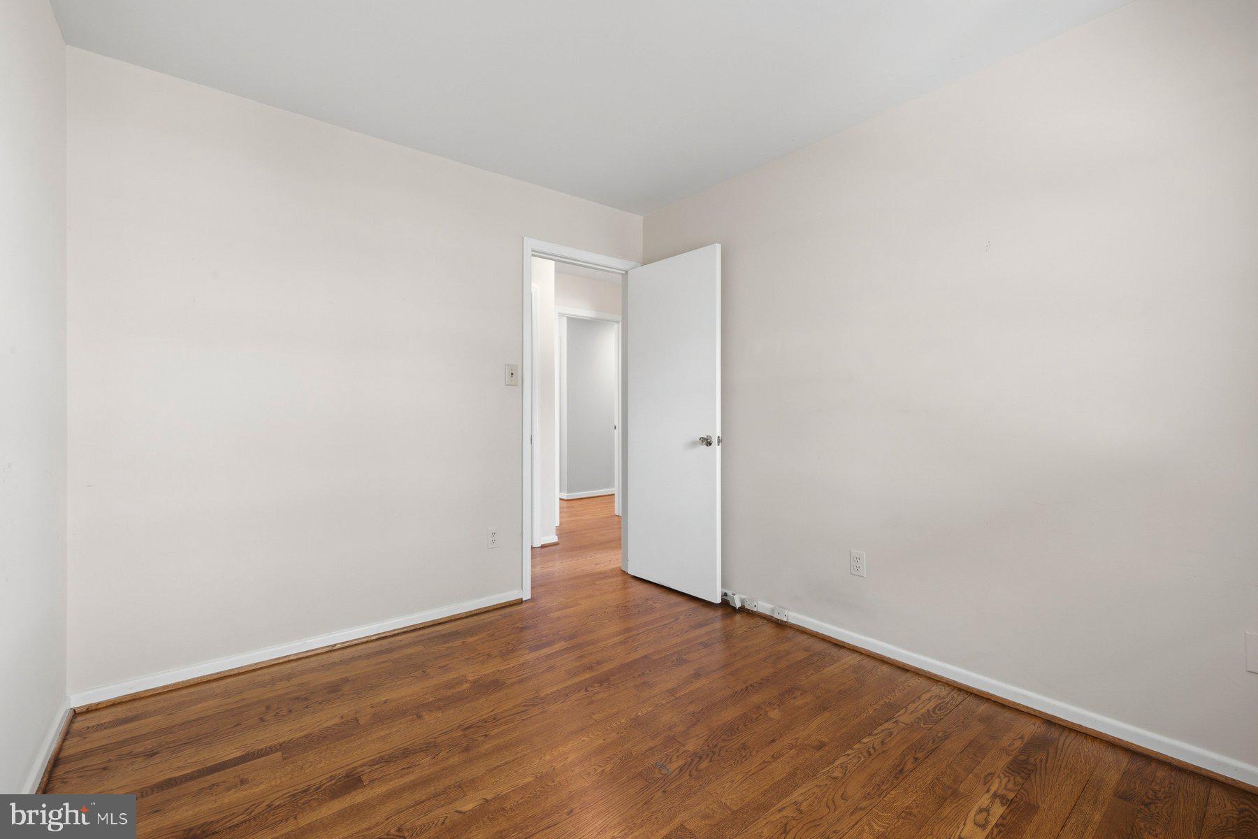 WEST SPRINGFIELD - Residential