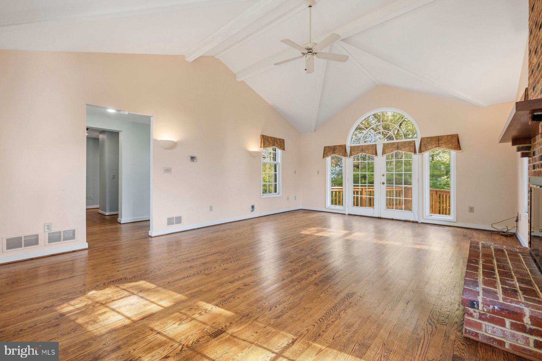 WEST SPRINGFIELD - Residential