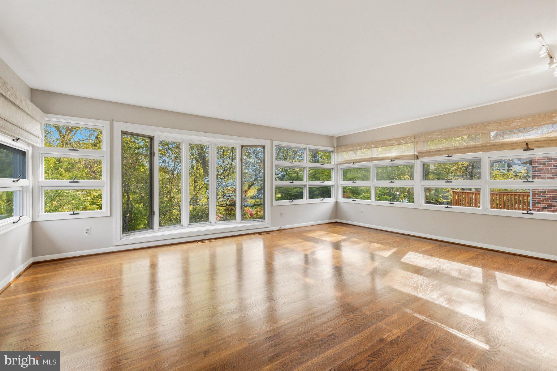 WEST SPRINGFIELD - Residential