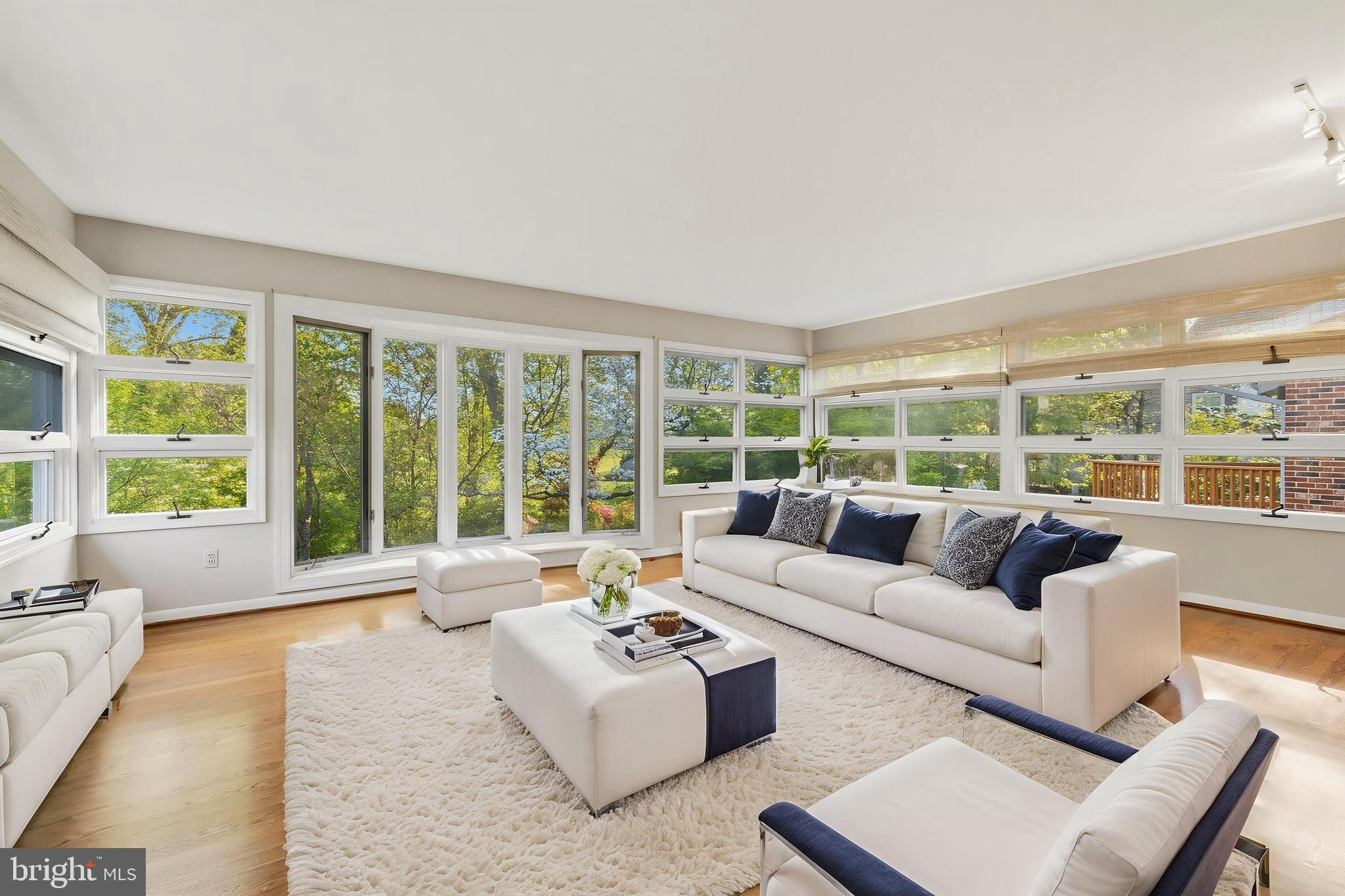 WEST SPRINGFIELD - Residential