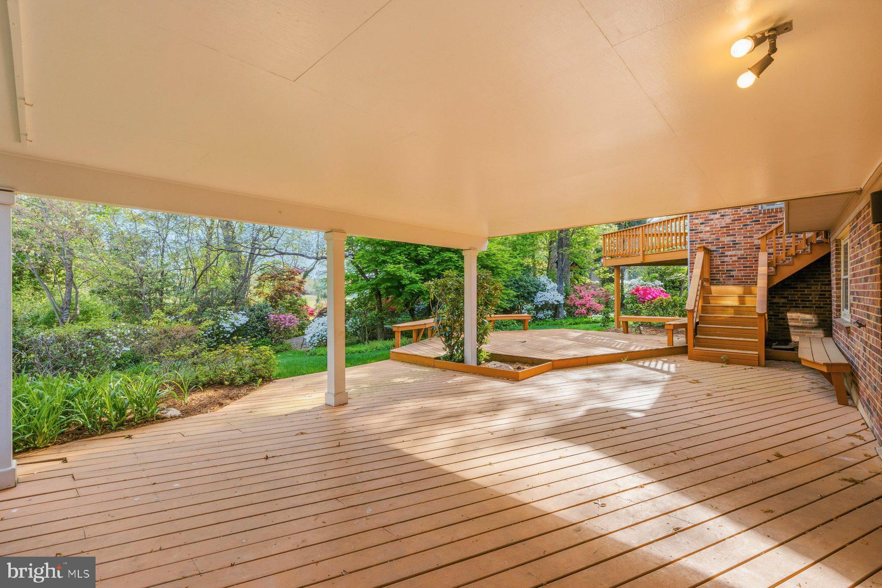 WEST SPRINGFIELD - Residential