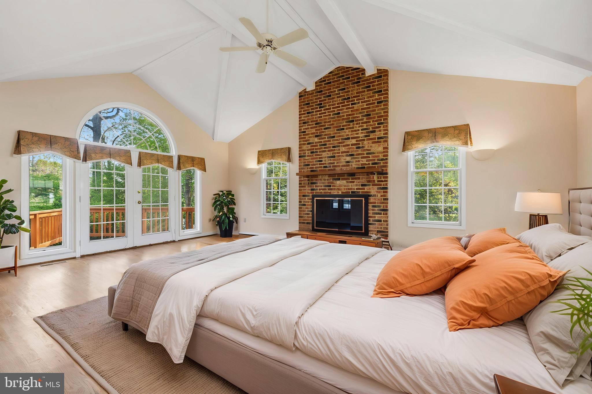 WEST SPRINGFIELD - Residential