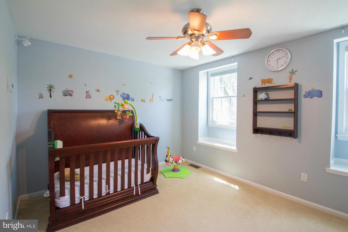 DOLLEY MADISON ESTATES - Residential Lease