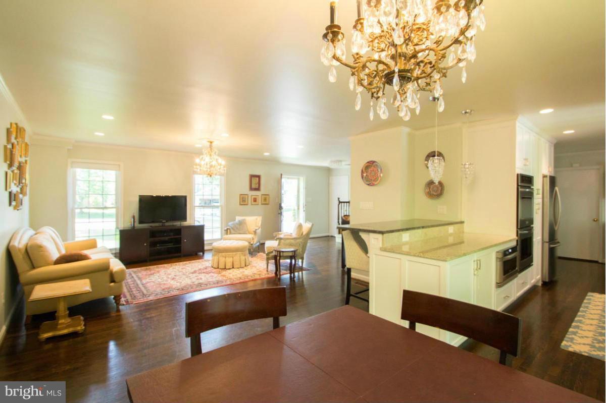 DOLLEY MADISON ESTATES - Residential Lease