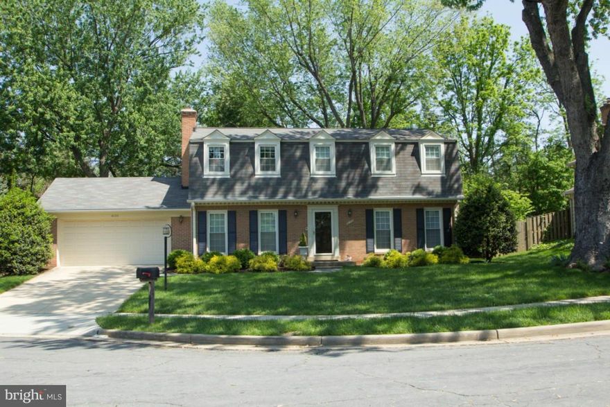 Gorgeous Brick Colonial with flat, fenced-in back yard, on a quiet Cul-de-sac. Award winning schools.Fully Renovated kitchen (2013) and floor plan, updated bathrooms, sun-room addition off kitchen, open Foyer, LR and DR, sep family room with fireplace, HW floors, 2 car garage, fully finished basement, 4 bedrooms 3.5 bathrooms, 1 stoplight to DC, mins to McLean Village and 10 mins to Tysons Corner.