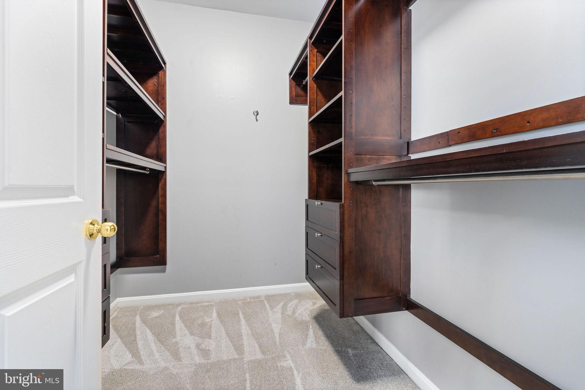 HOPEWELL POINTE - Residential