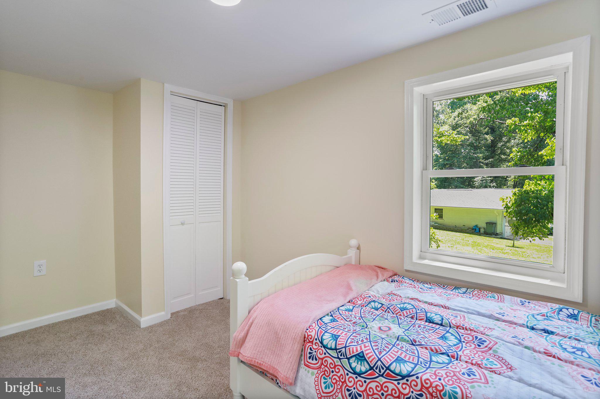 SHANNONDALE - Residential