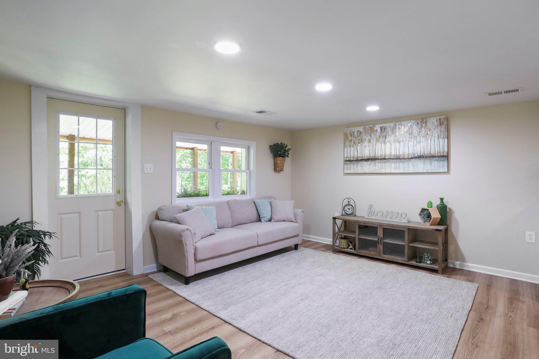 SHANNONDALE - Residential