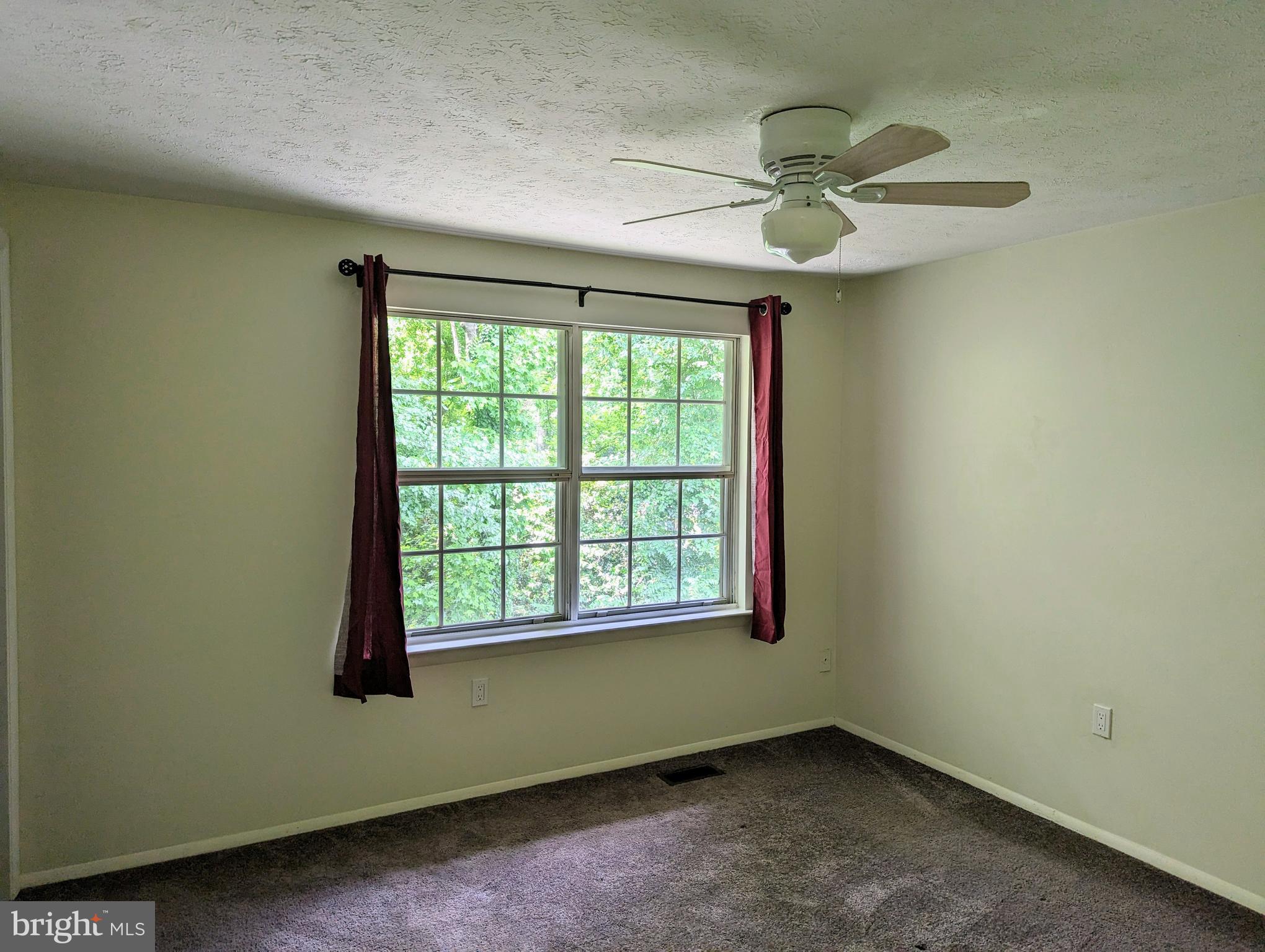 WHISPERING WOODS - Residential Lease