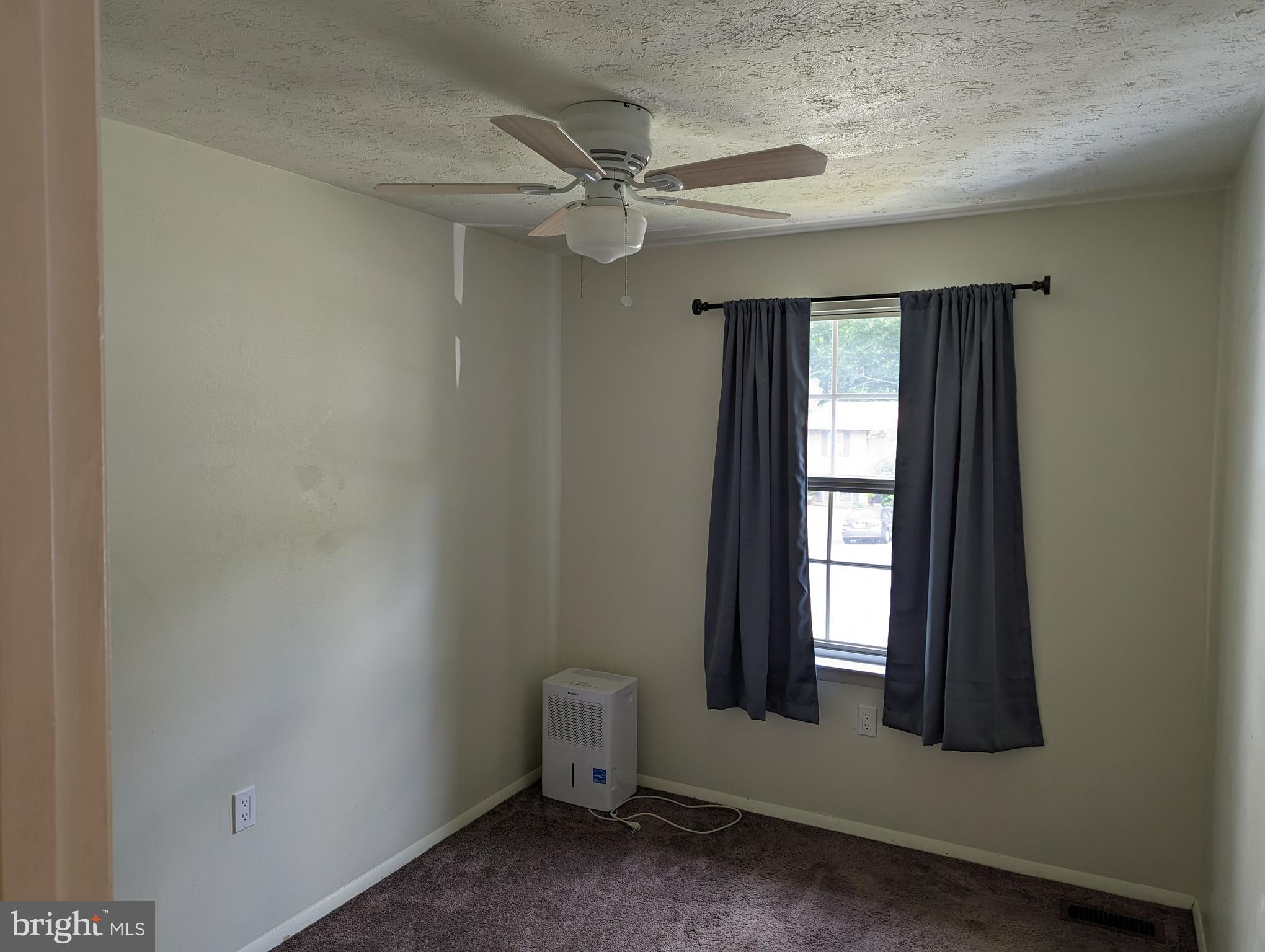 WHISPERING WOODS - Residential Lease
