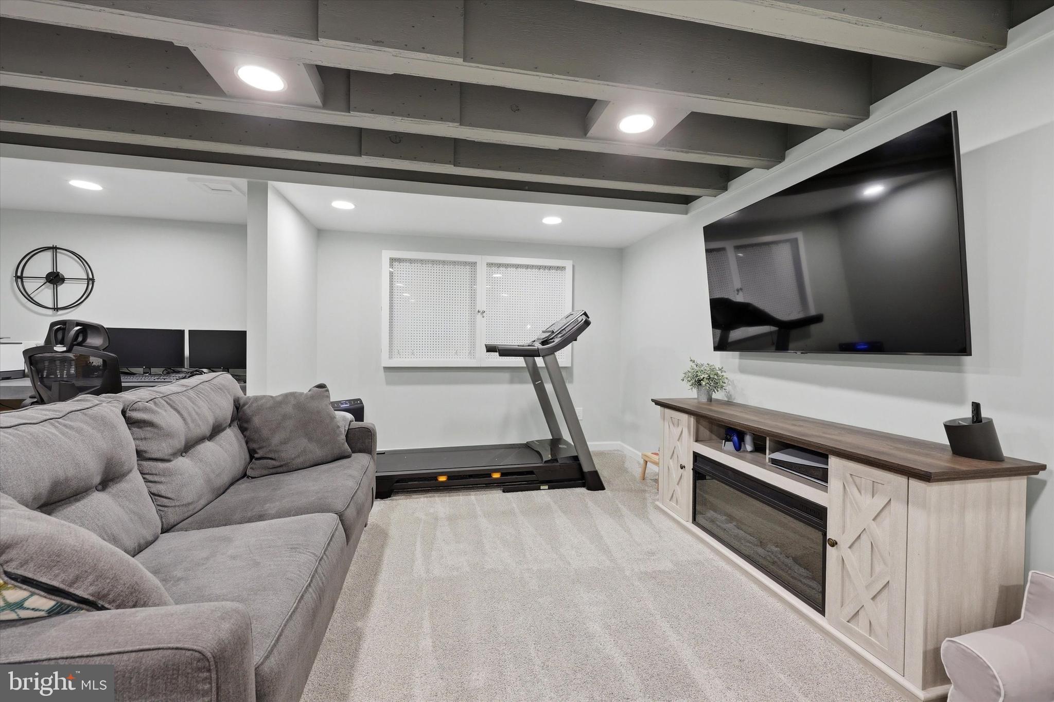TANGLEWOOD - Residential