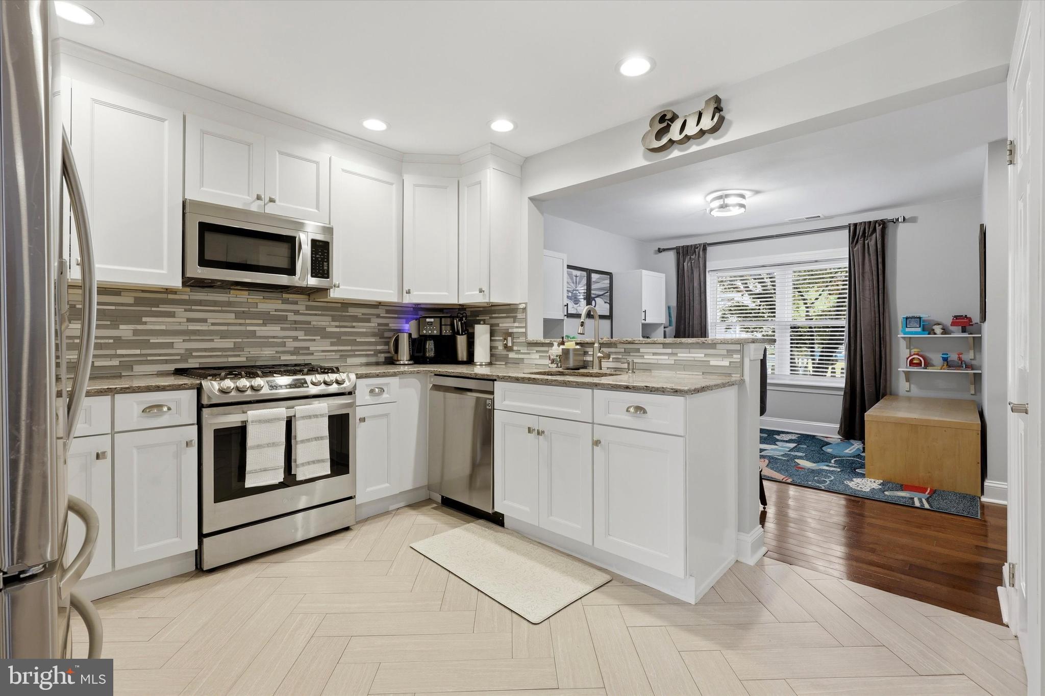TANGLEWOOD - Residential