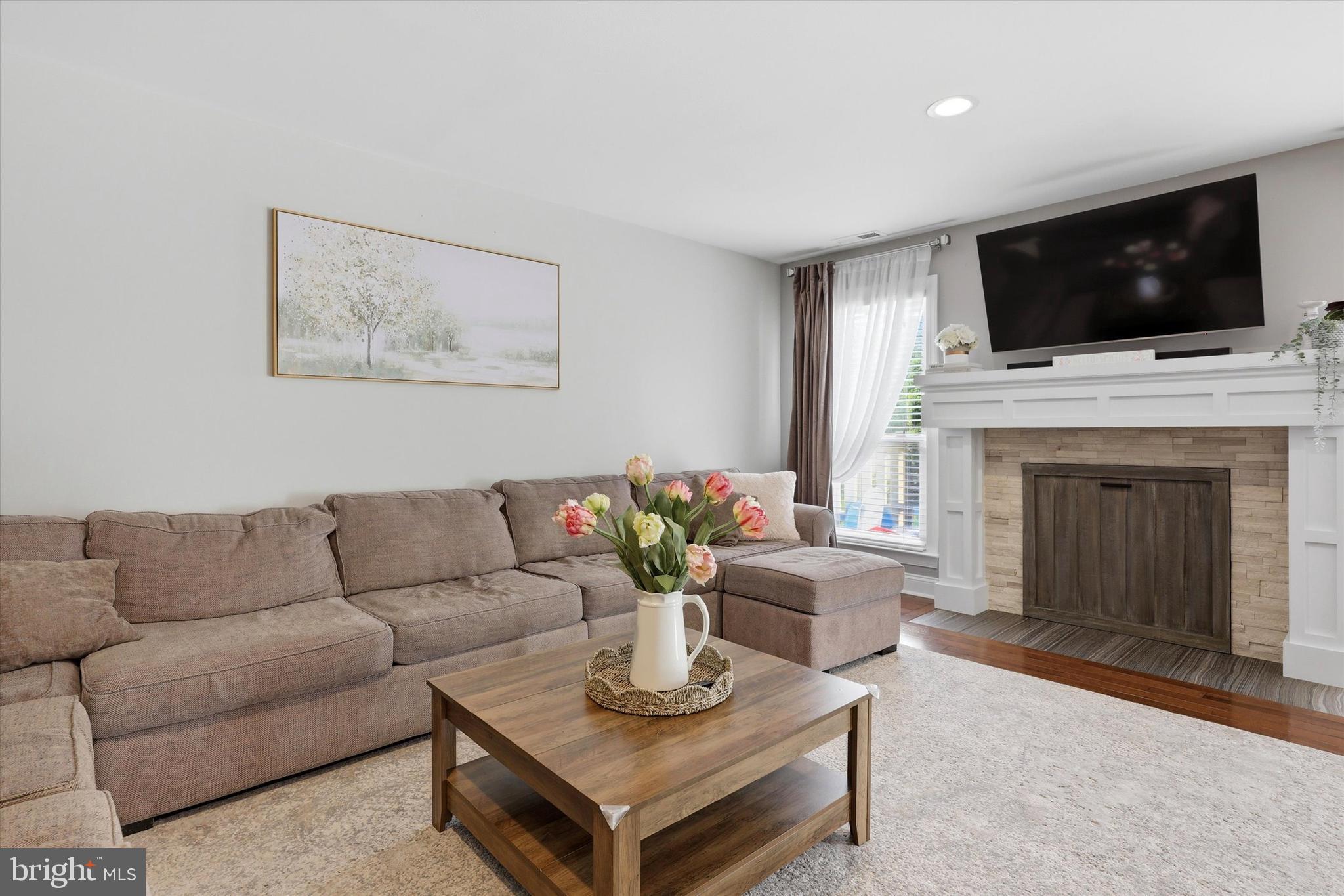 TANGLEWOOD - Residential