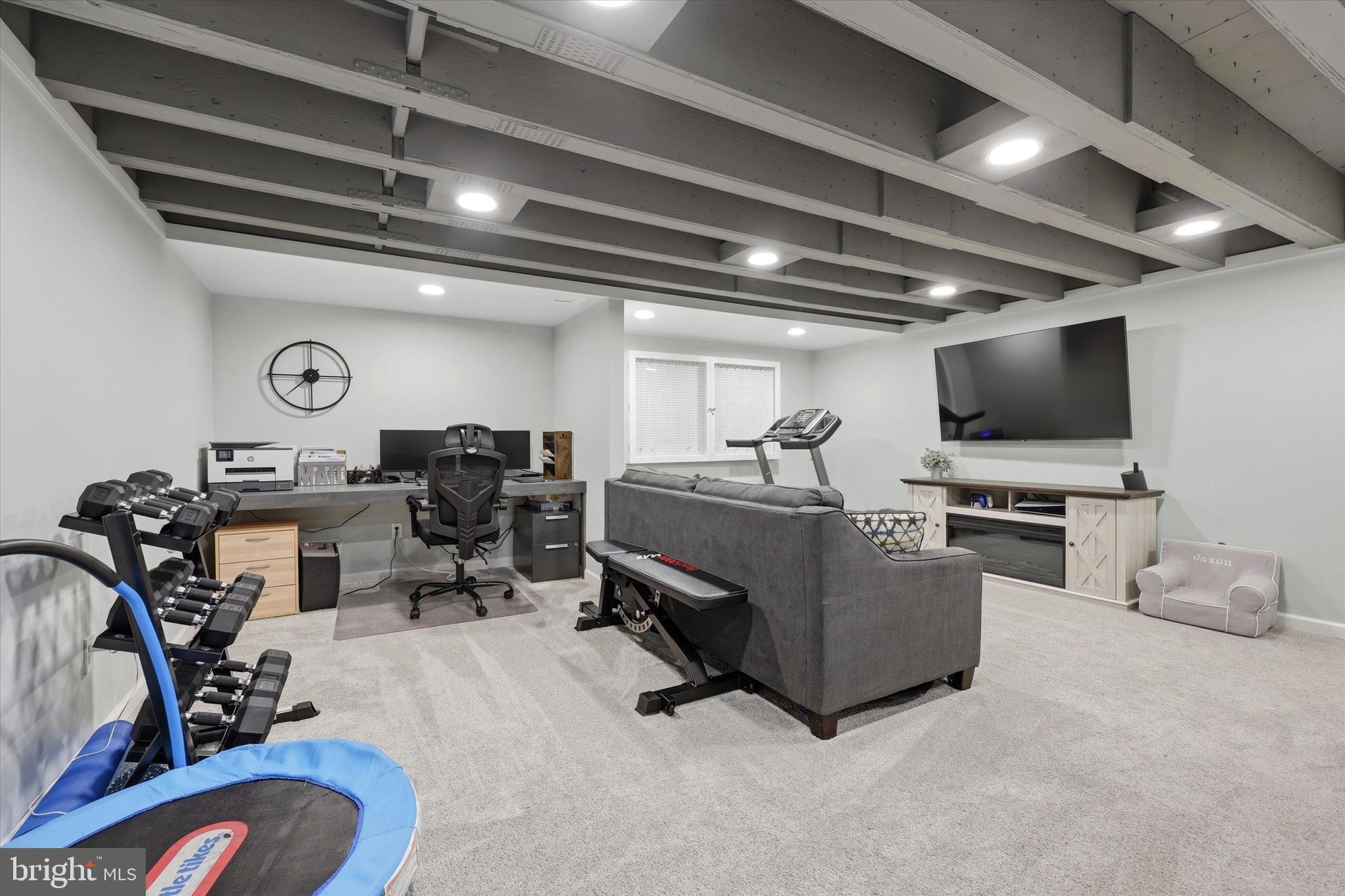 TANGLEWOOD - Residential