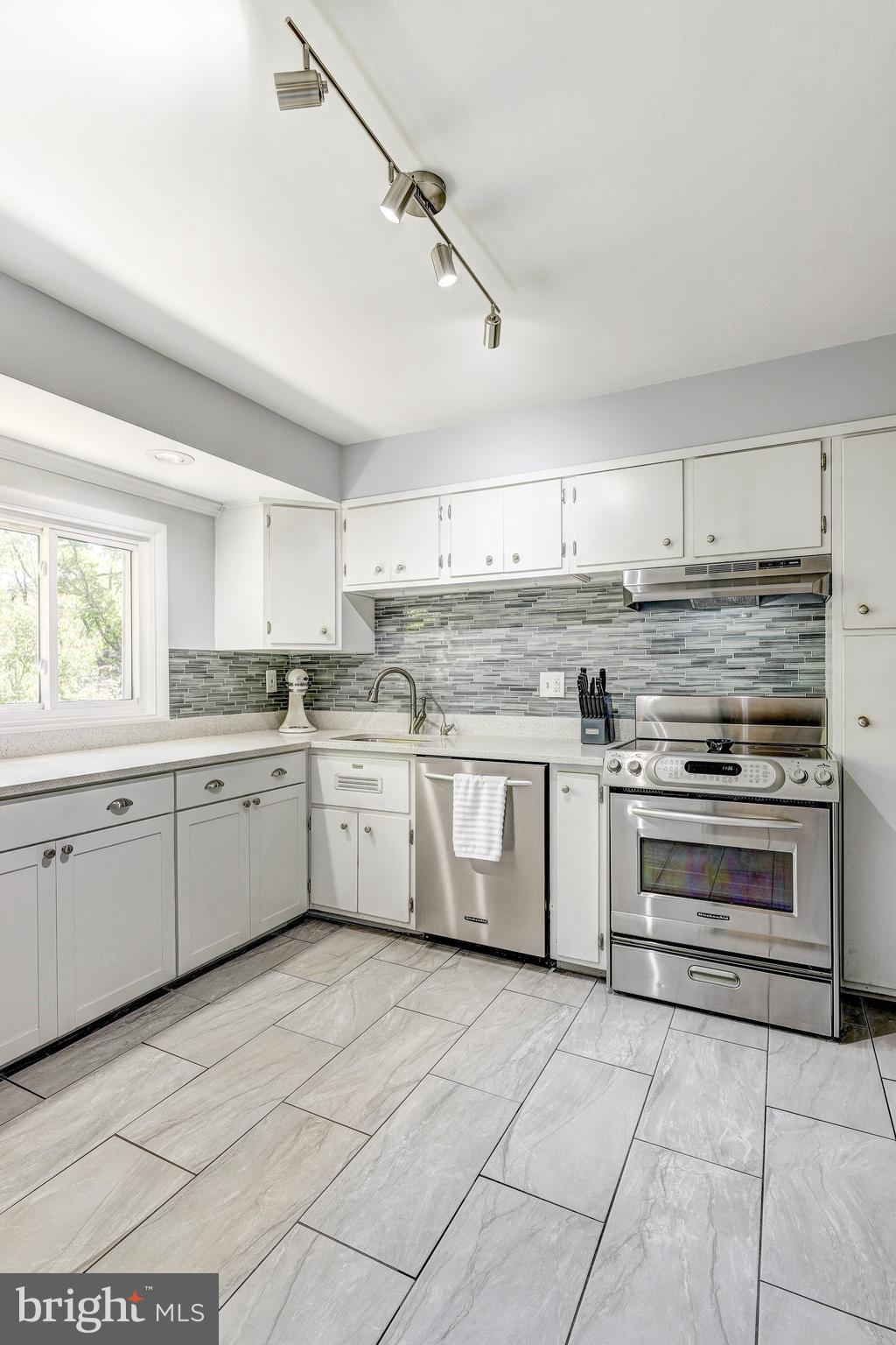 DANCE MILL - Residential