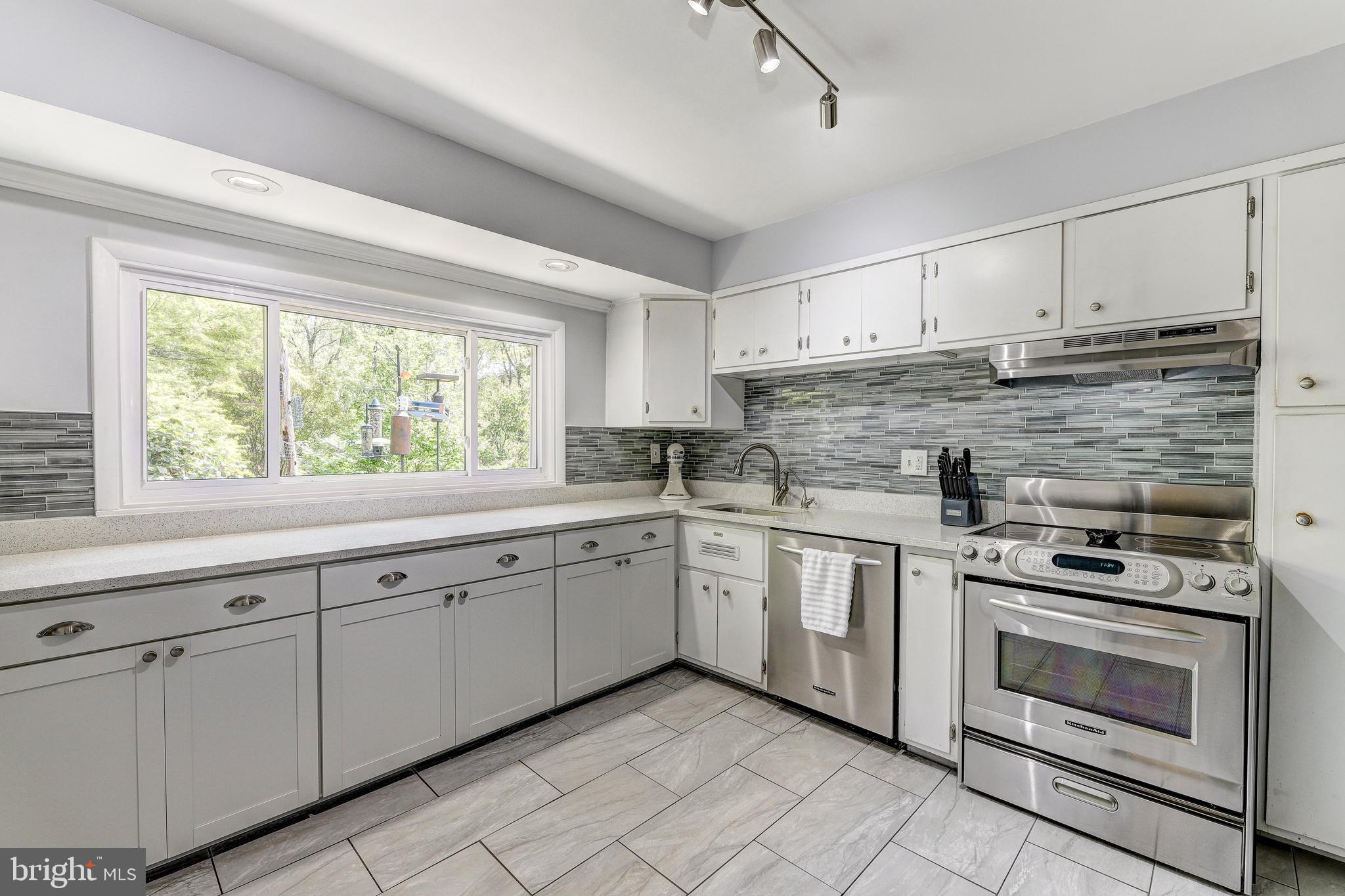 DANCE MILL - Residential