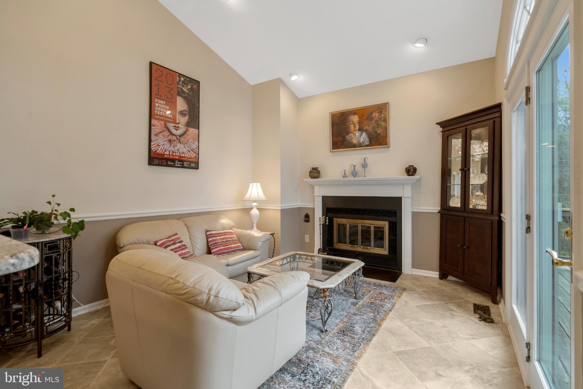 BELLE POND FARM - Residential