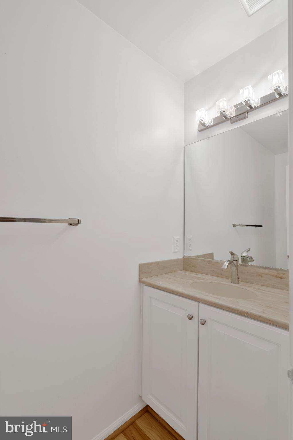 BELLE POND FARM - Residential