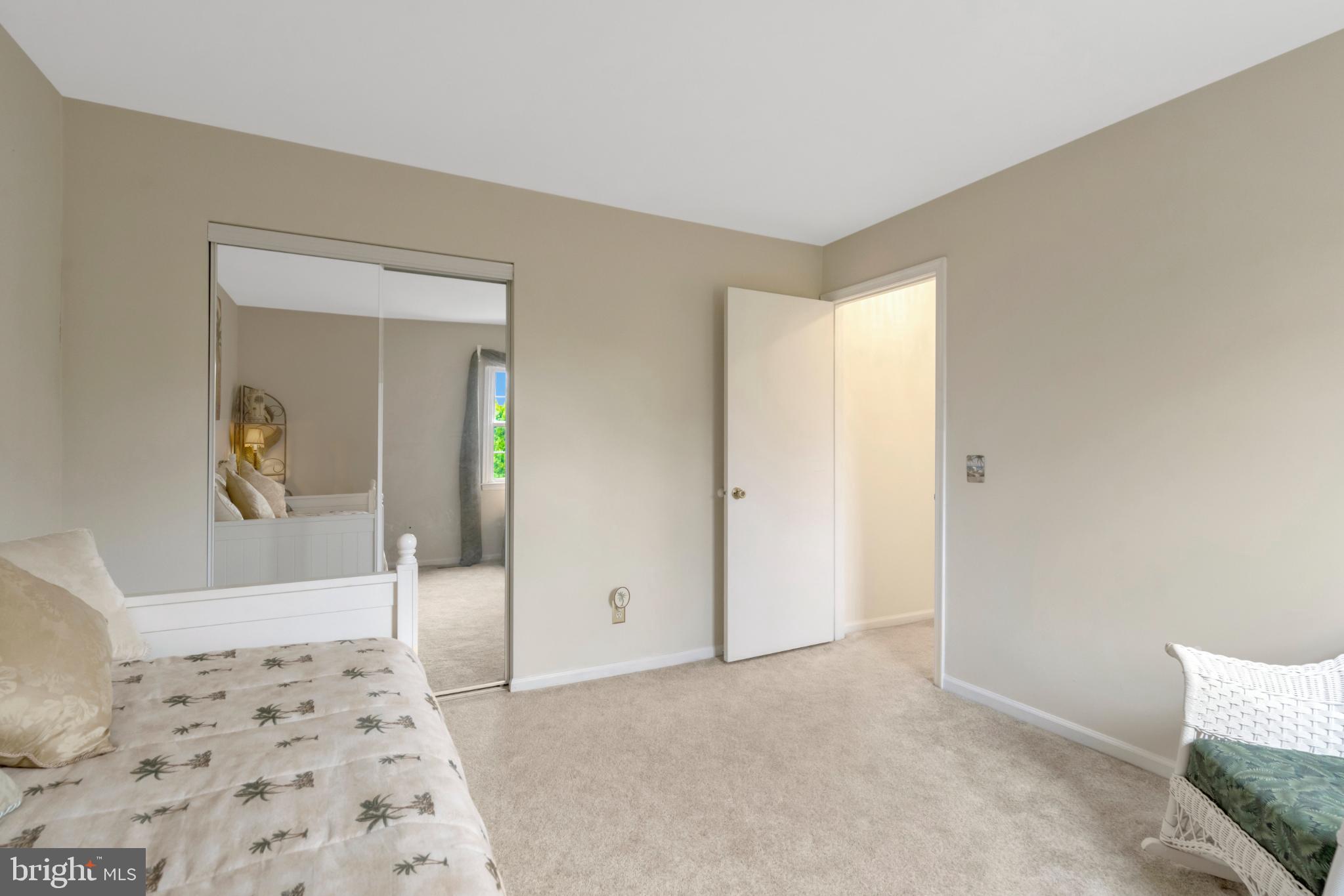 BELLE POND FARM - Residential