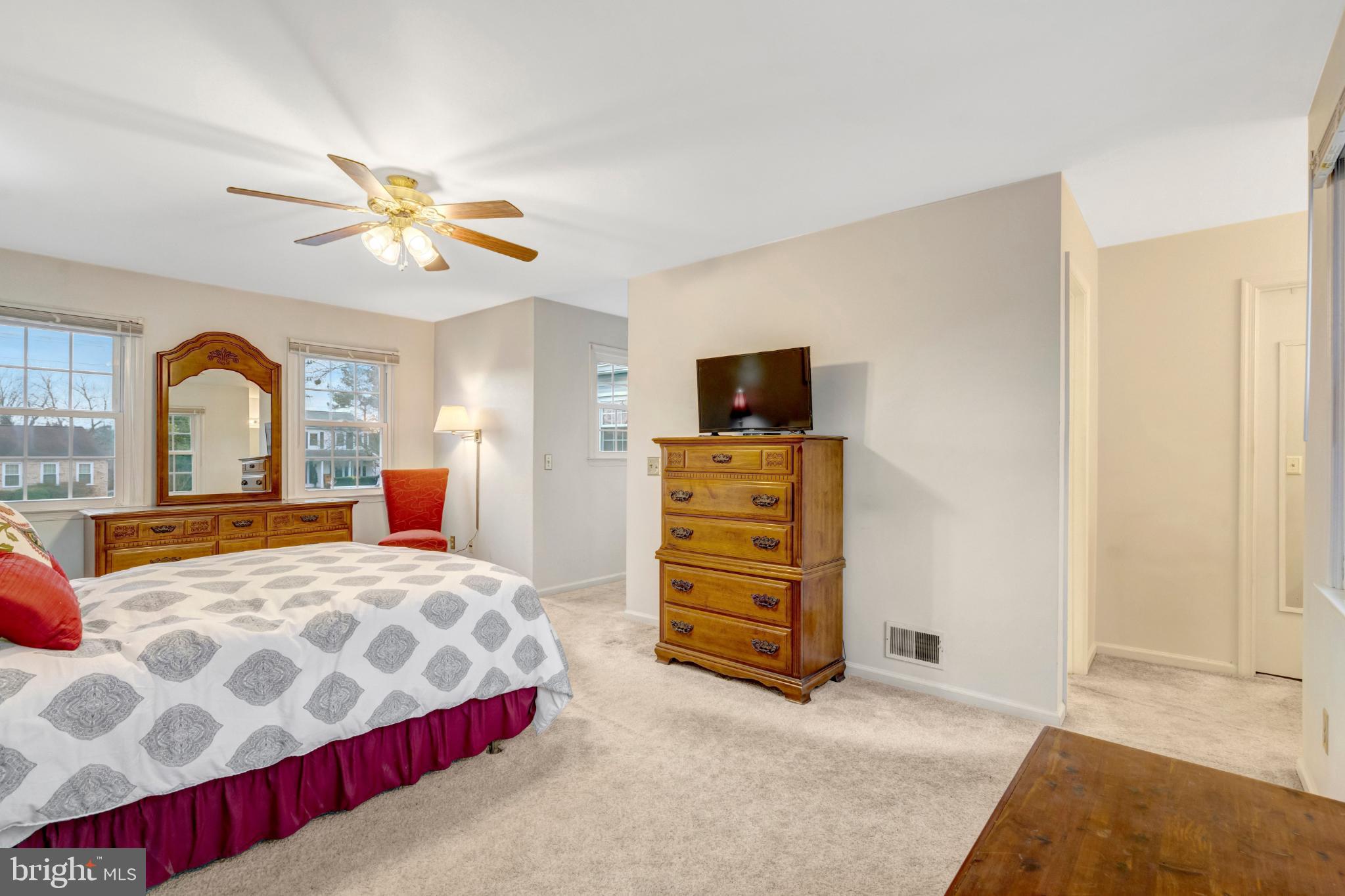 BELLE POND FARM - Residential