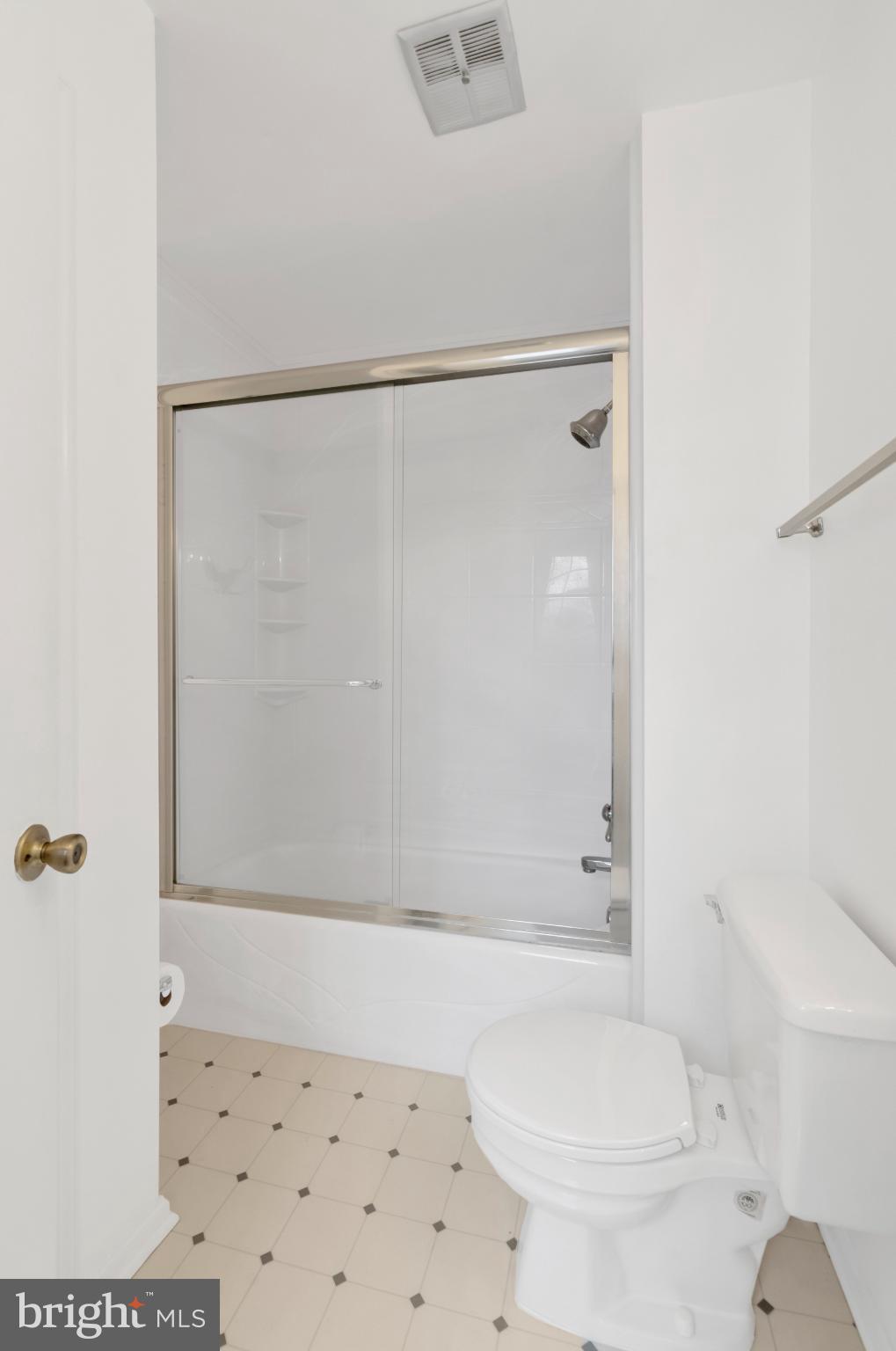 BELLE POND FARM - Residential