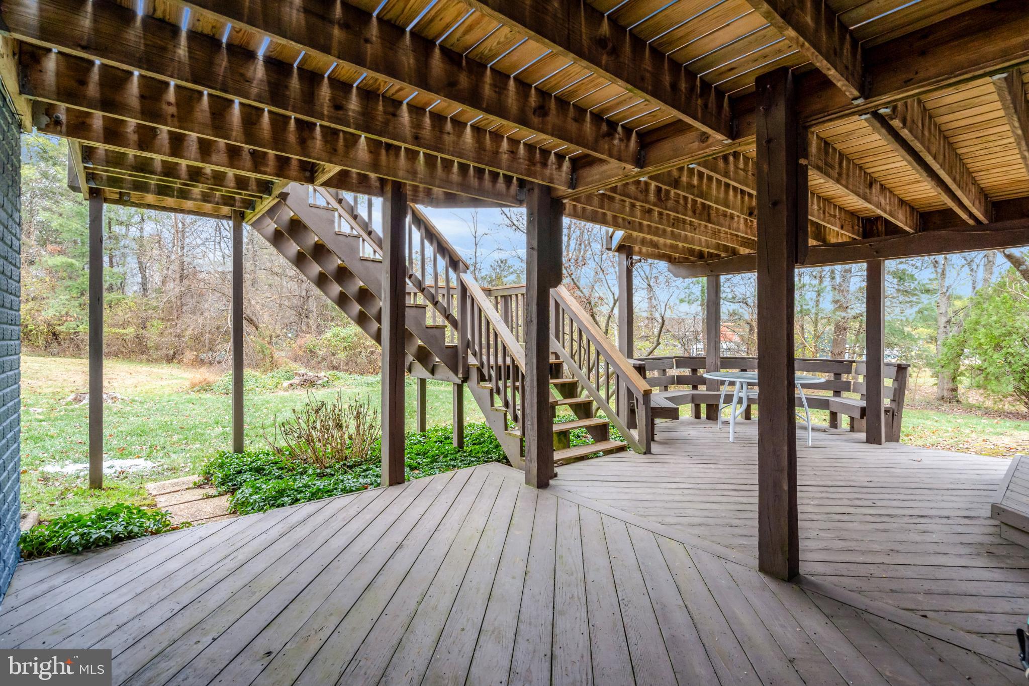 BELLE POND FARM - Residential