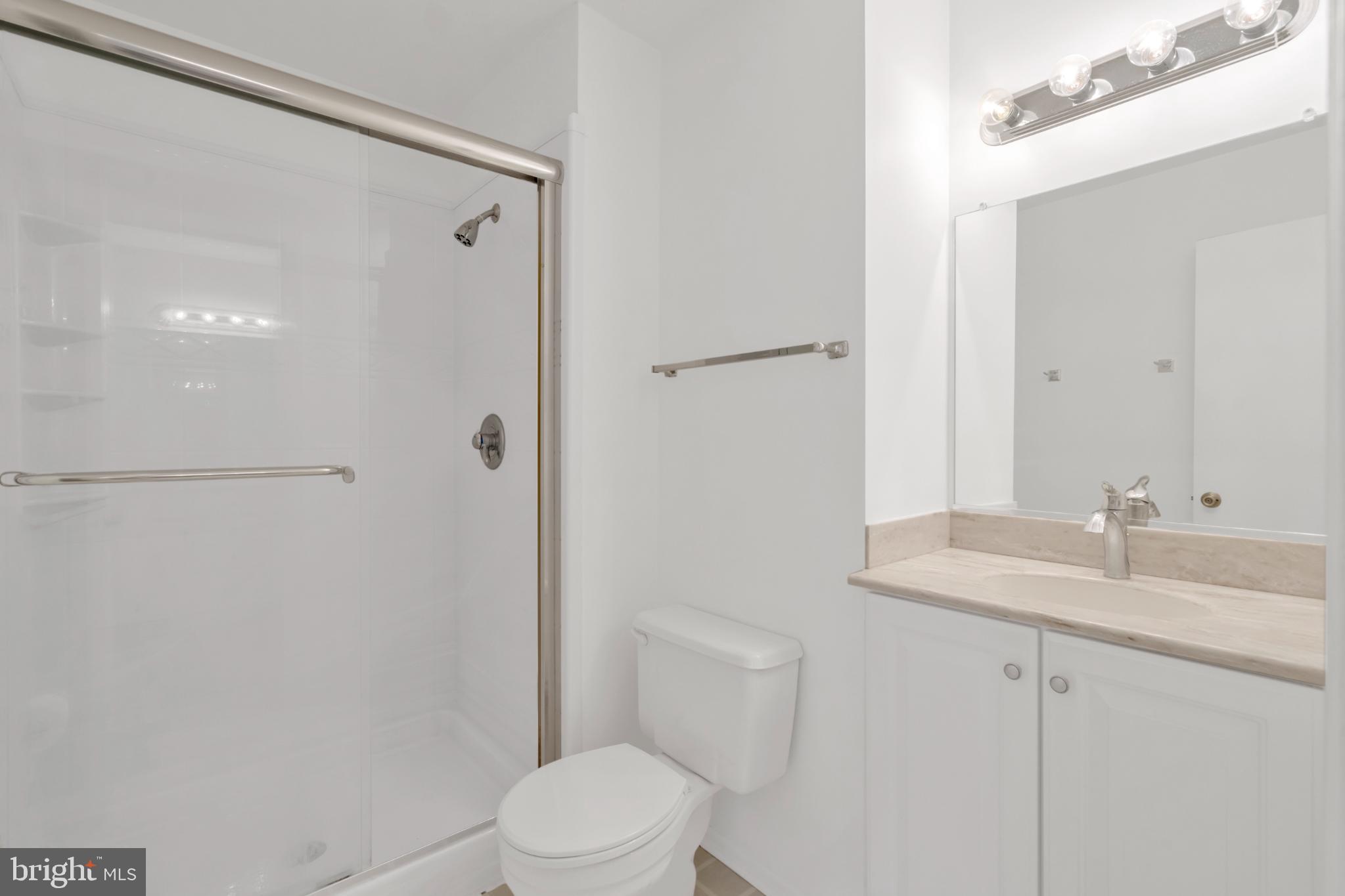 BELLE POND FARM - Residential