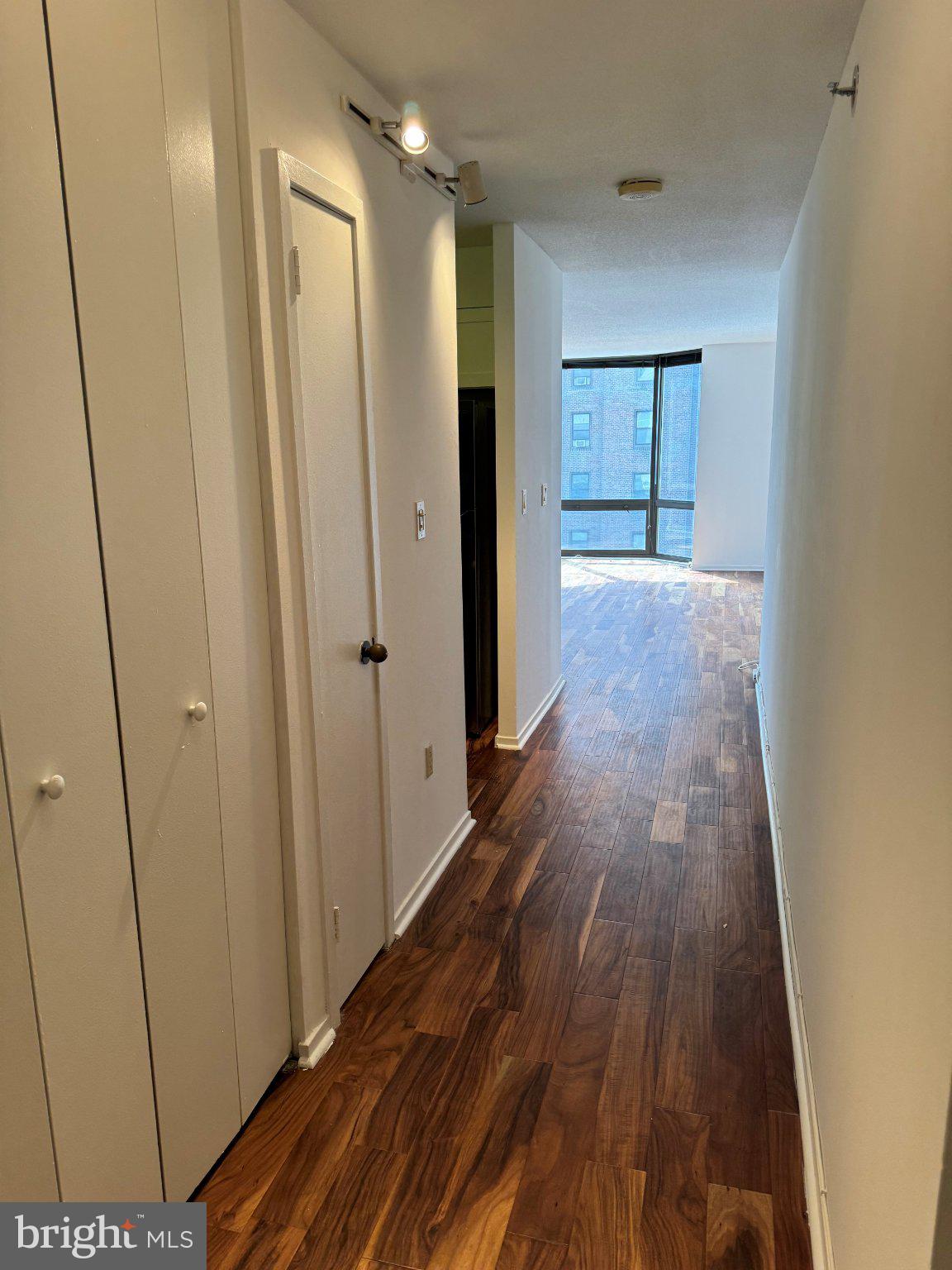 2018-2032 WALNUT STREET 7M