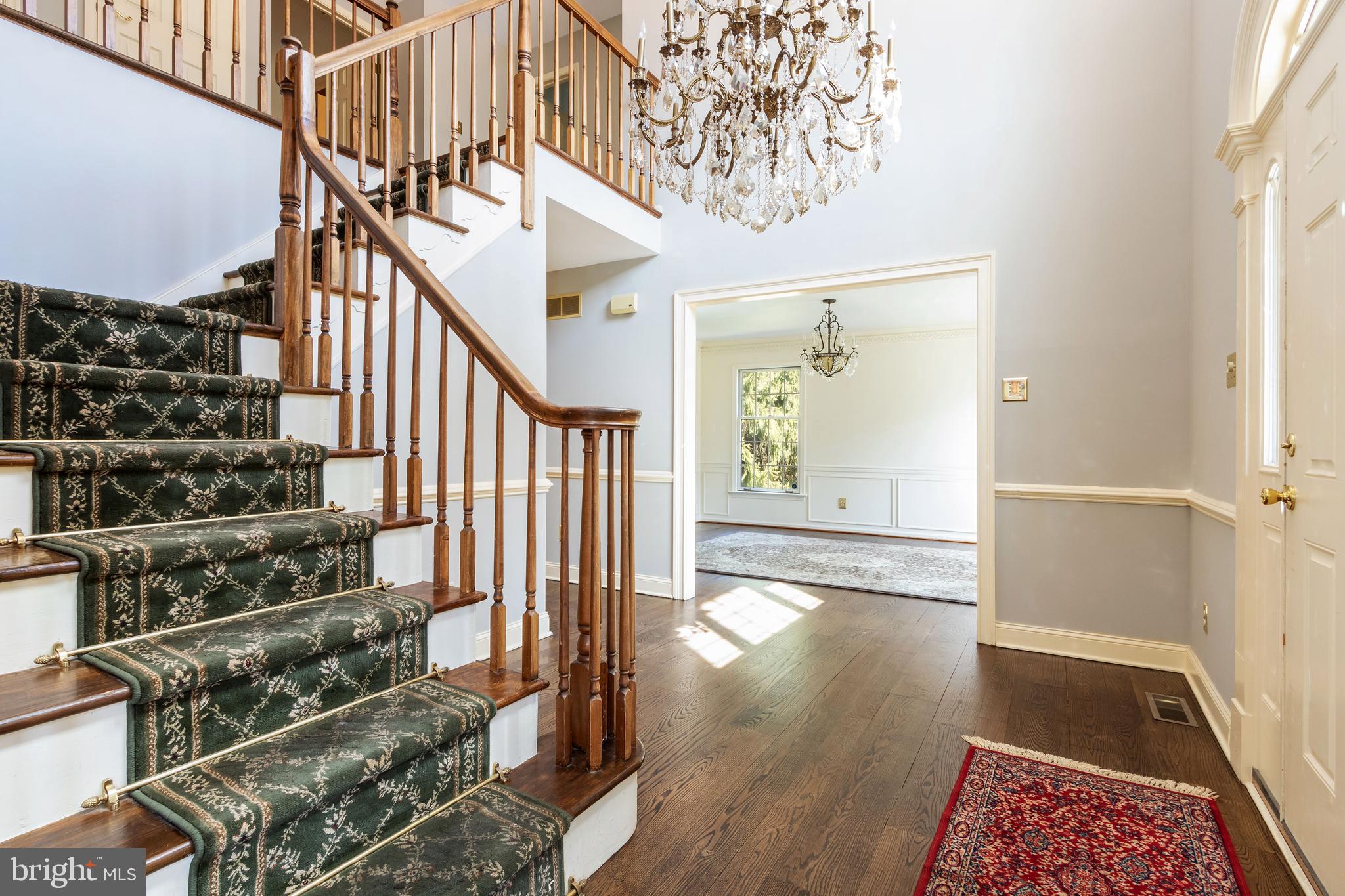 WINDWARD CHASE - Residential