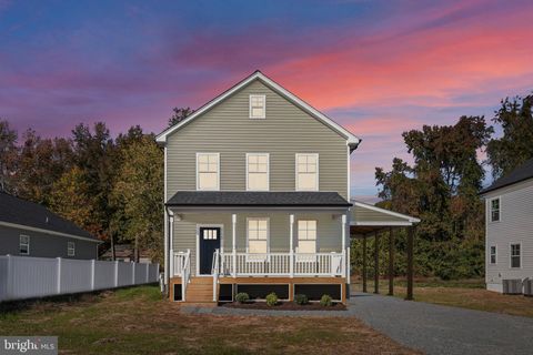 715 LAKEVIEW DRIVE COLONIAL BEACH VA 22443