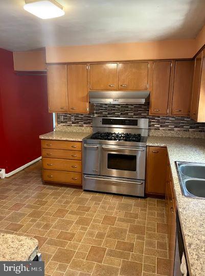 MAPLE GROVE ESTATES - Residential