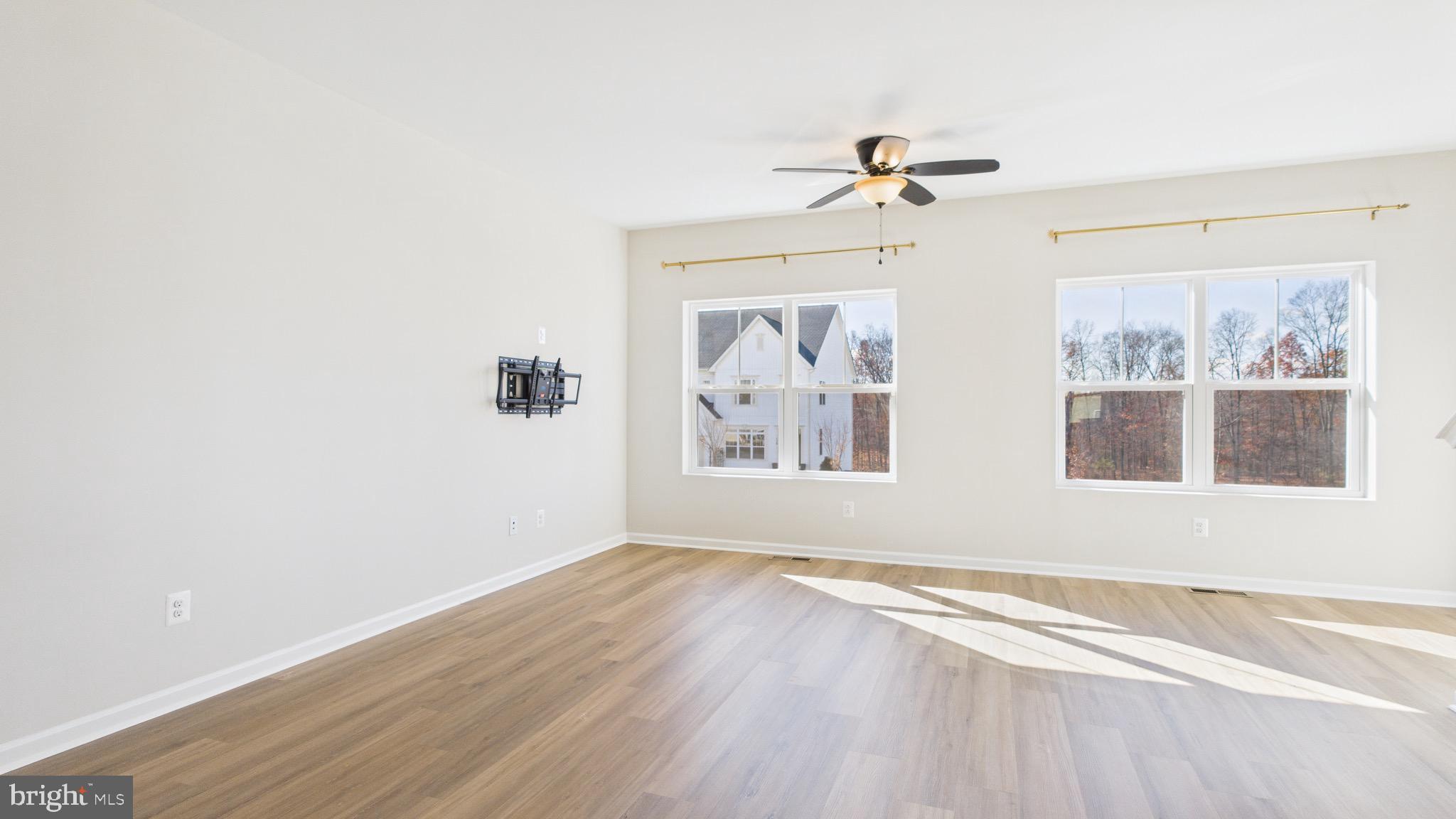 SNOWDEN BRIDGE - Residential Lease