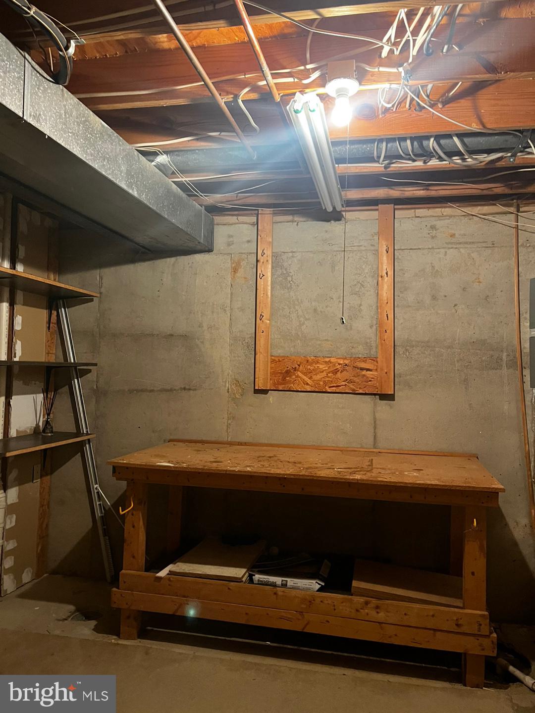 LEISHEAR VILLAGE - Residential