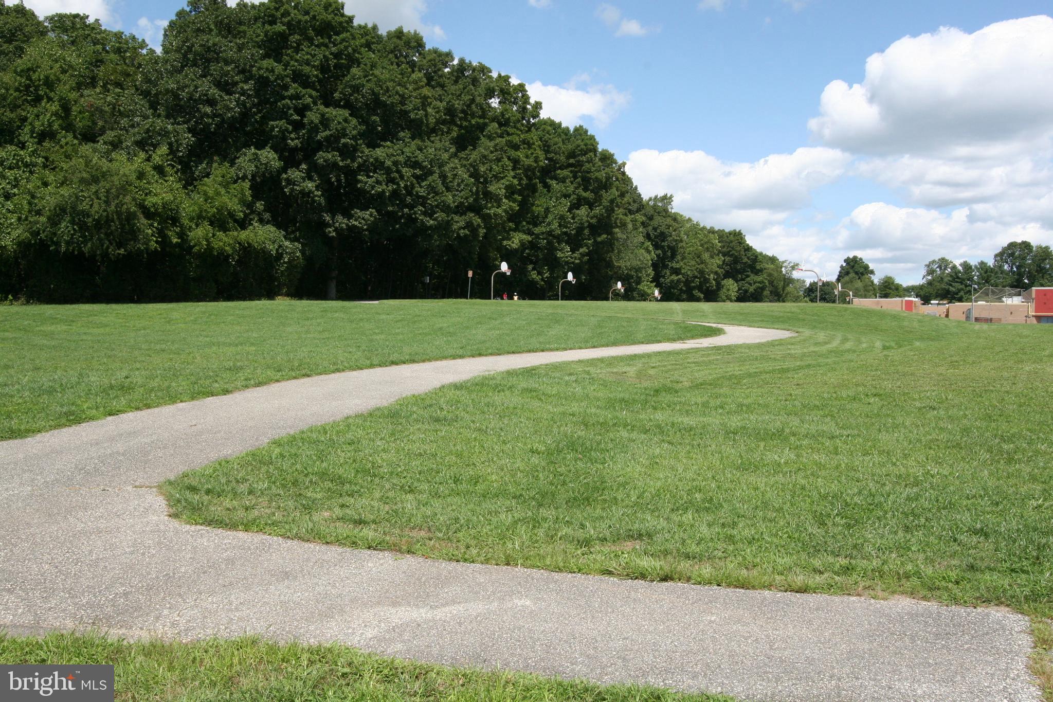 LEISHEAR VILLAGE - Residential