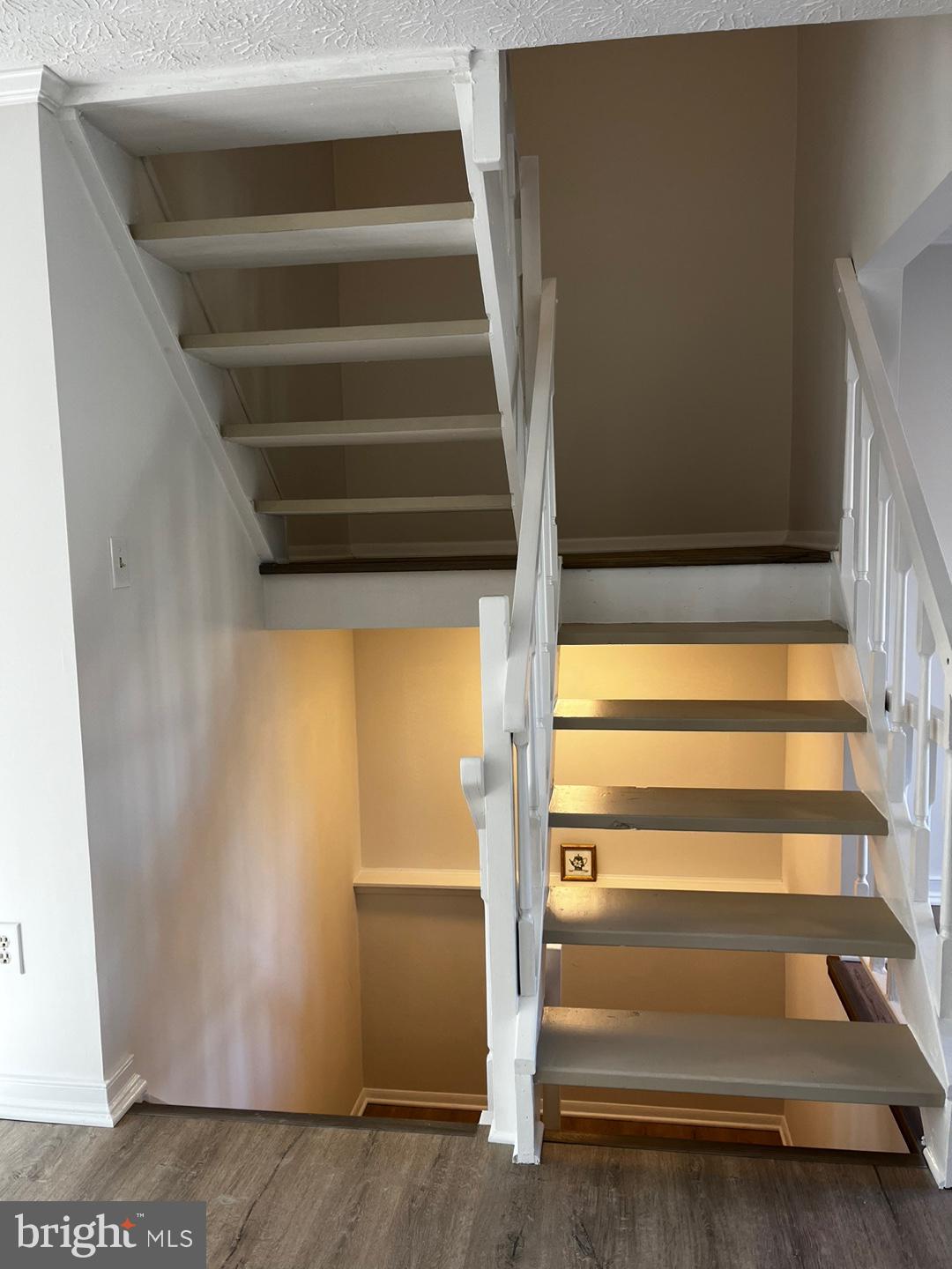 LEISHEAR VILLAGE - Residential