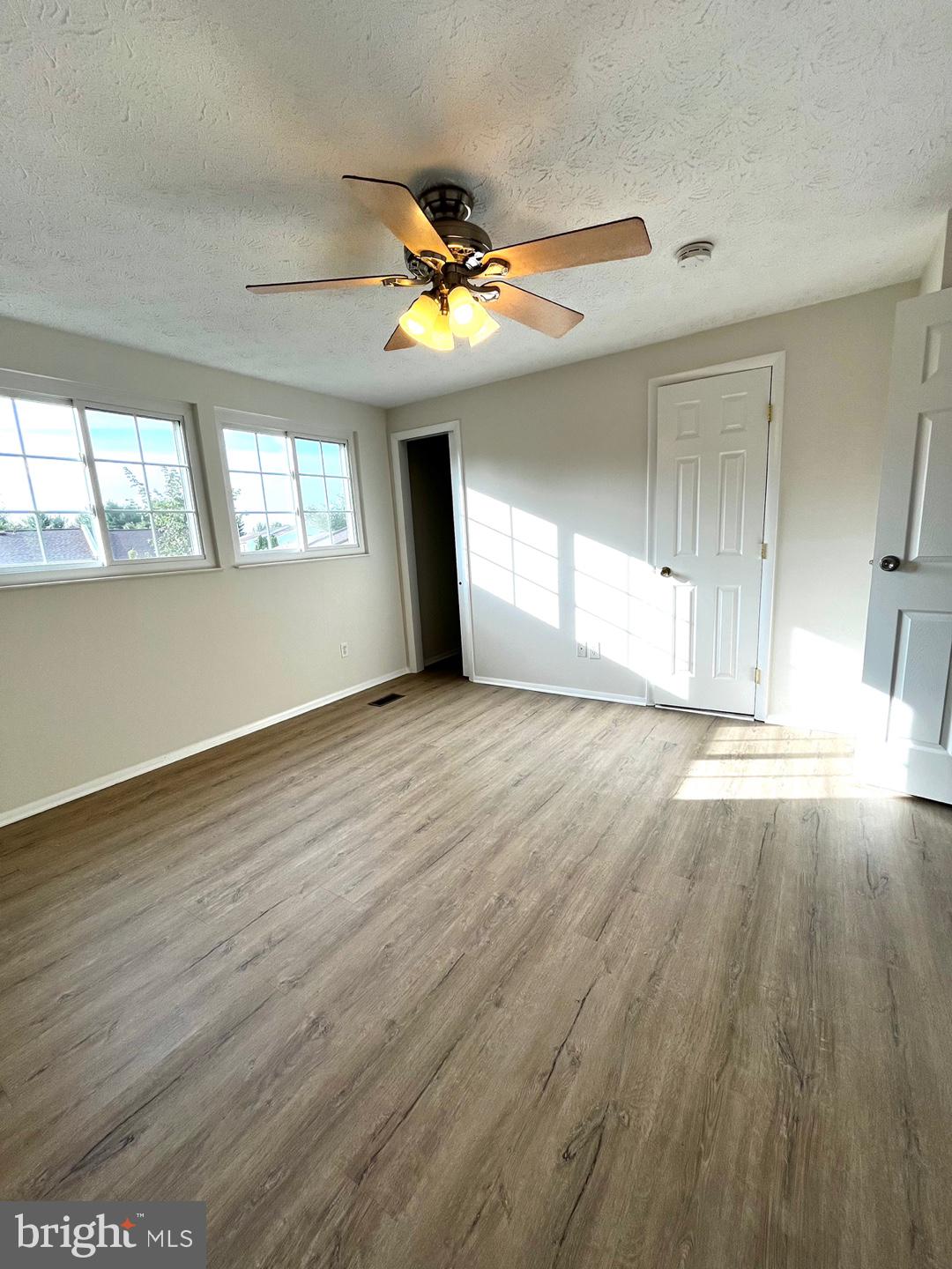 LEISHEAR VILLAGE - Residential