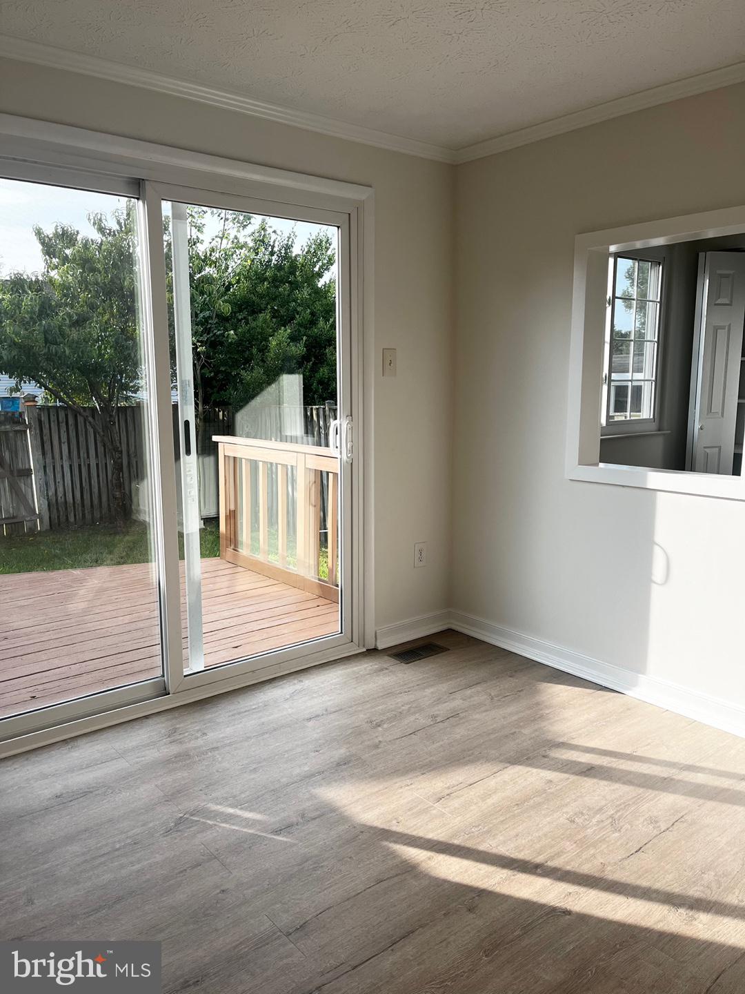 LEISHEAR VILLAGE - Residential