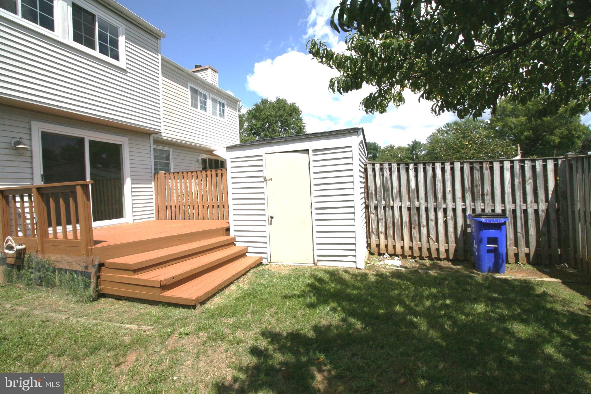 LEISHEAR VILLAGE - Residential