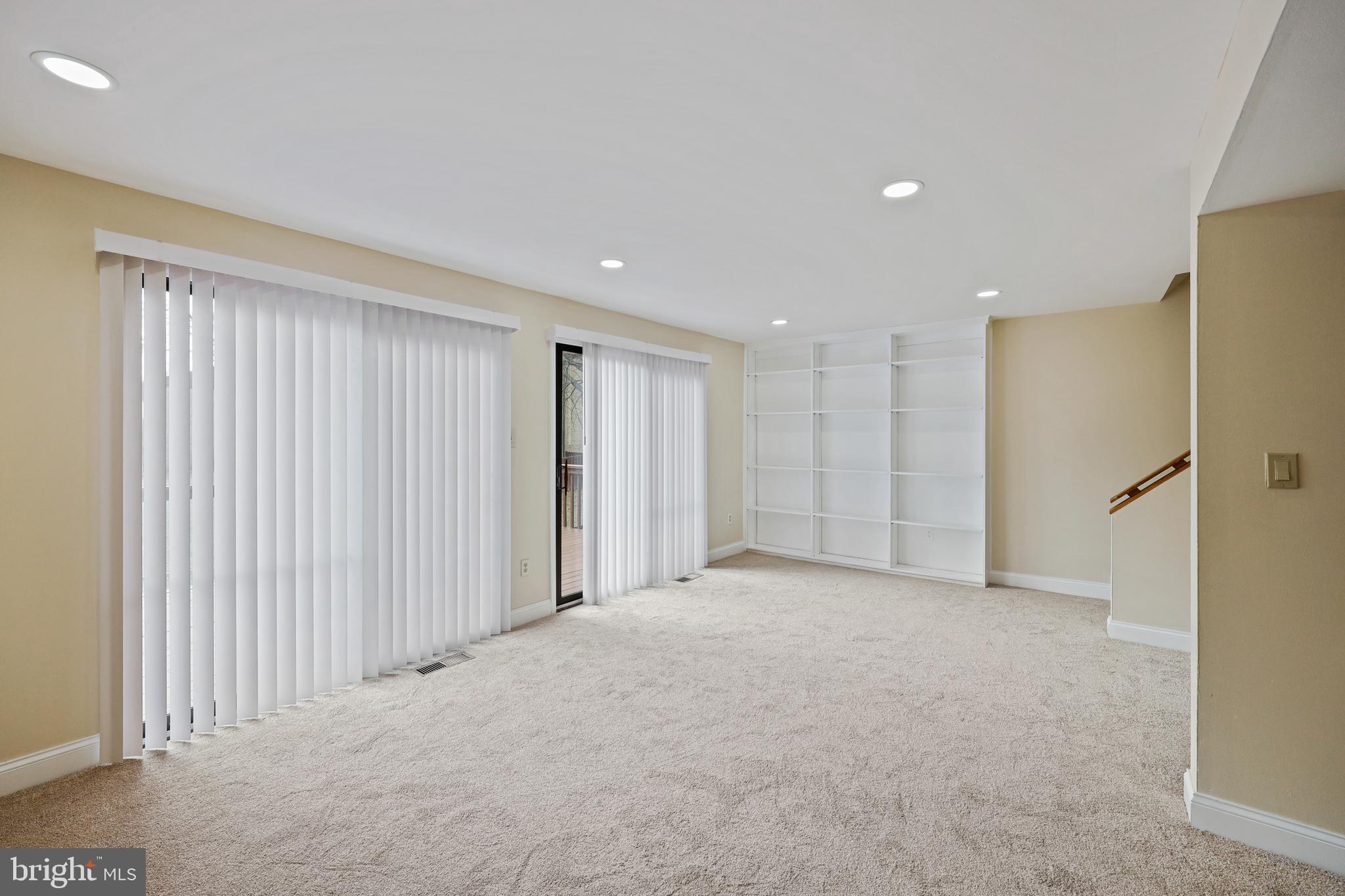 VILLAGE OF LONG REACH - Residential