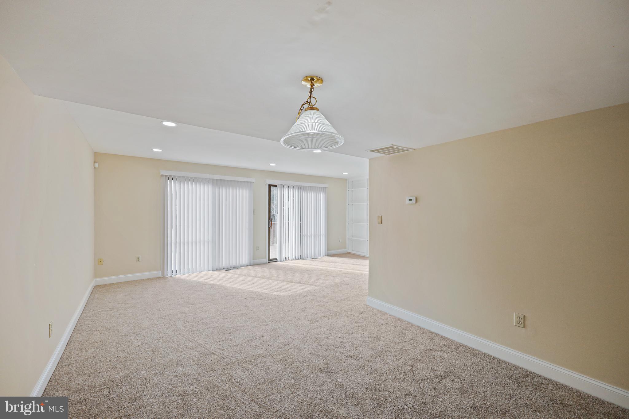 VILLAGE OF LONG REACH - Residential