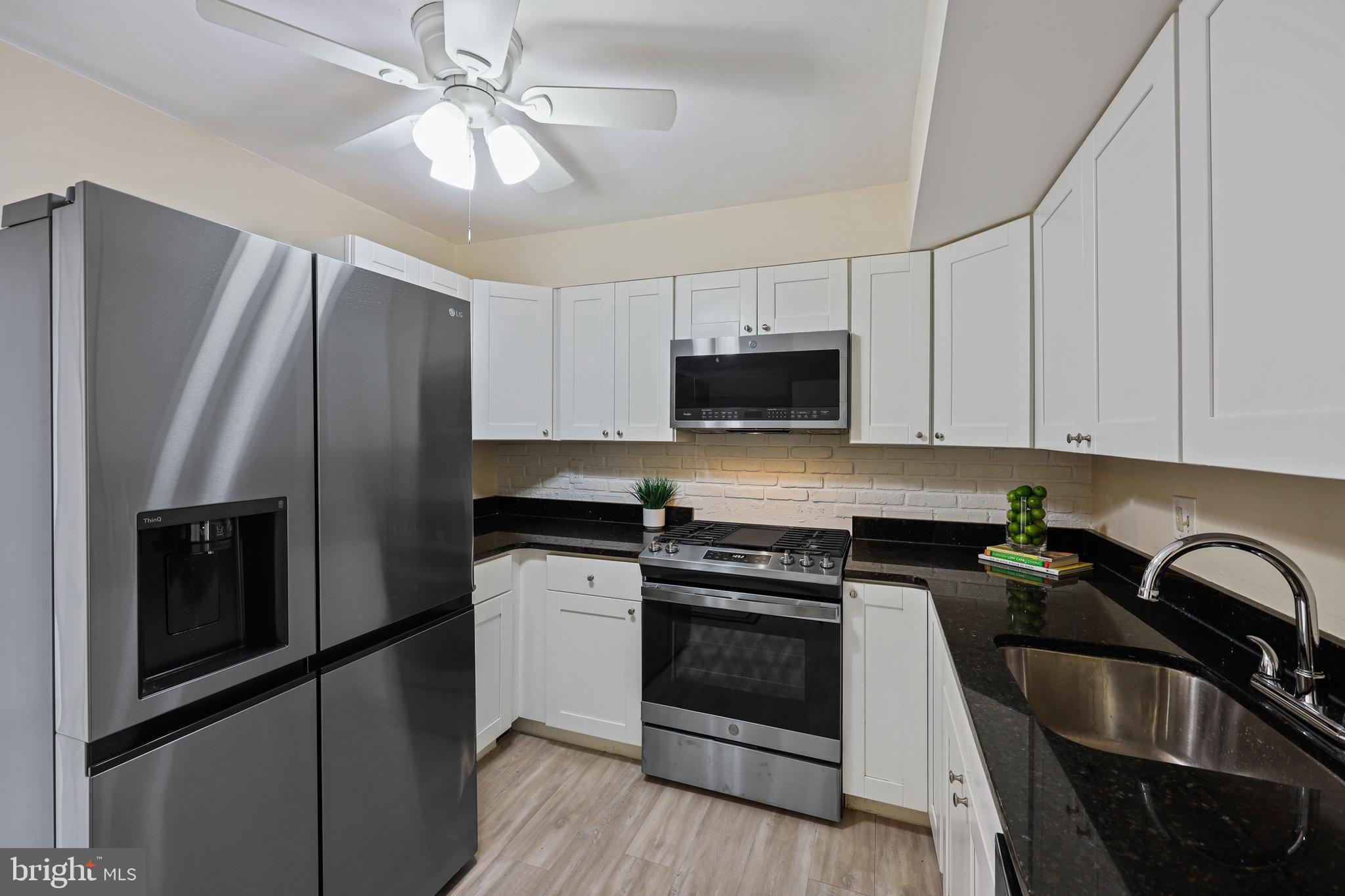 VILLAGE OF LONG REACH - Residential