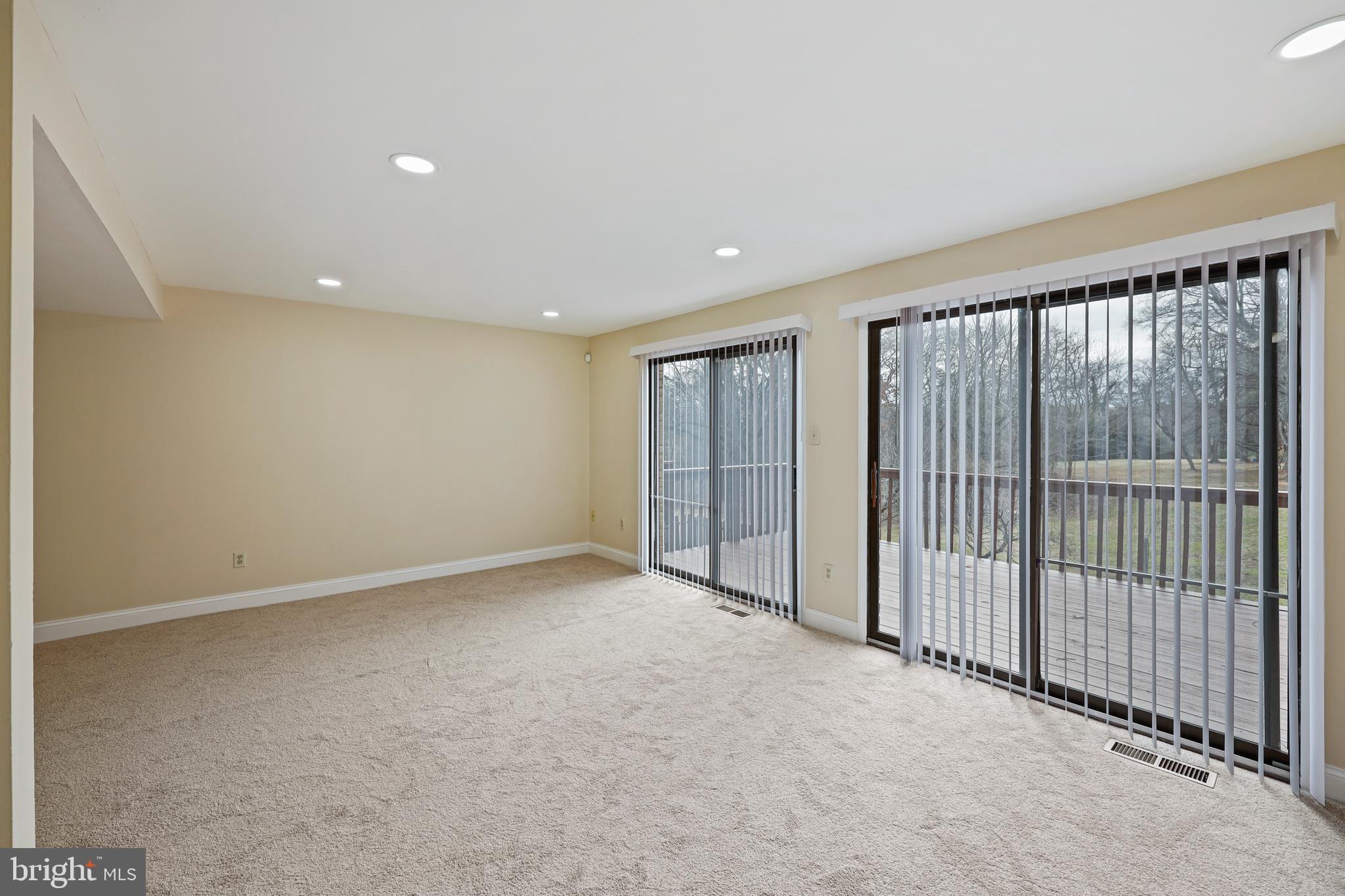 VILLAGE OF LONG REACH - Residential