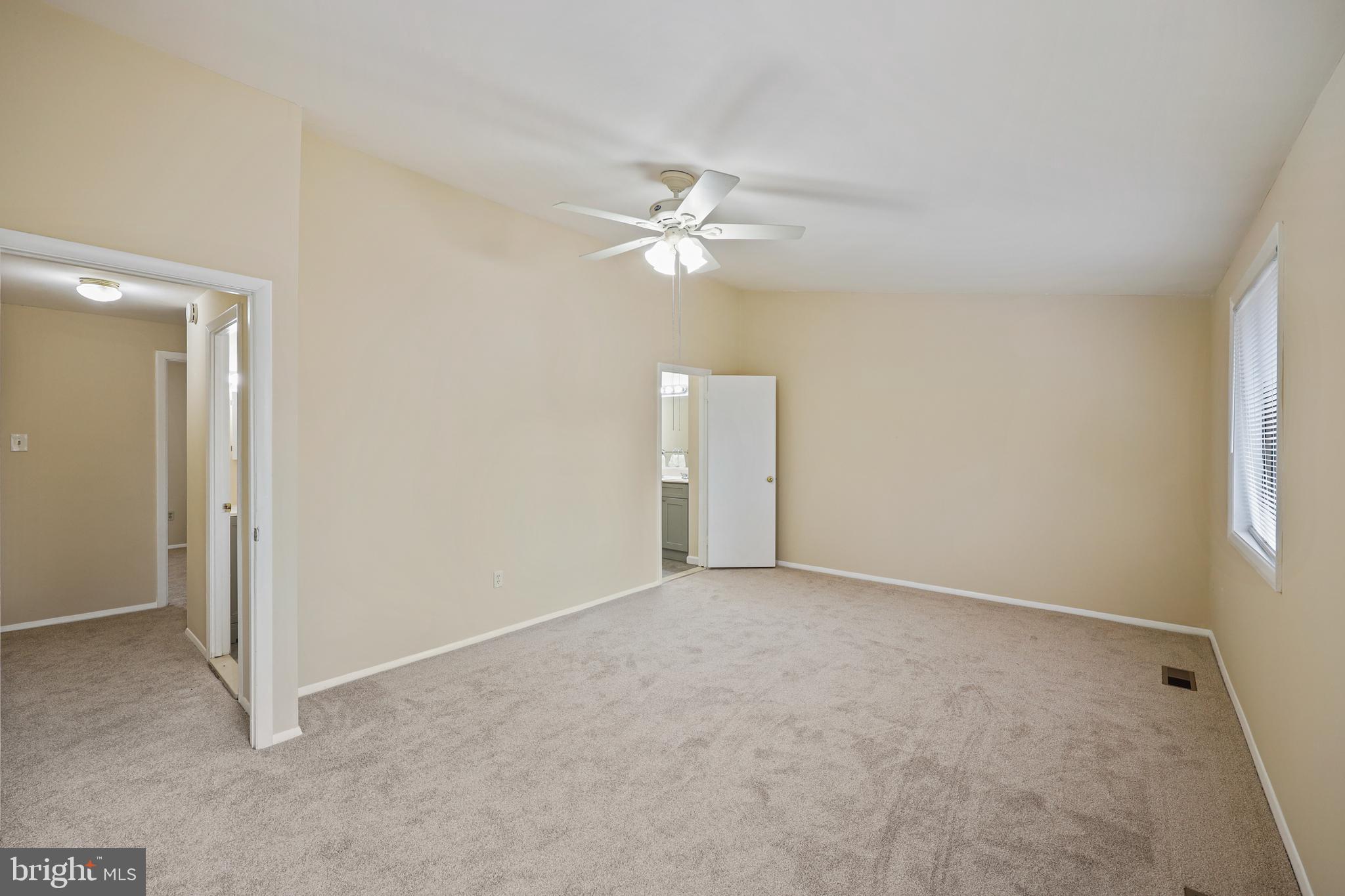 VILLAGE OF LONG REACH - Residential