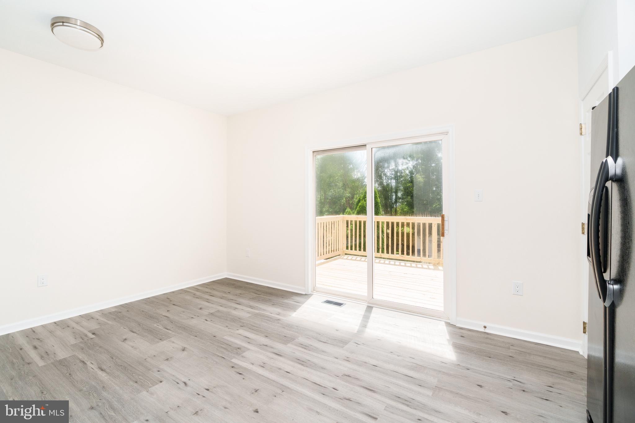 PERSIMMON CREEK - Residential