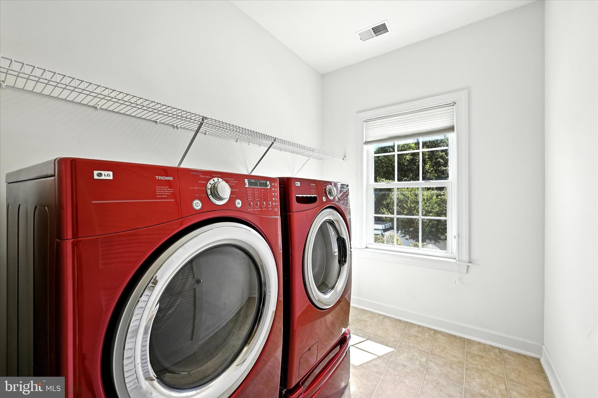 ENCLAVE AT PERRY HALL - Residential