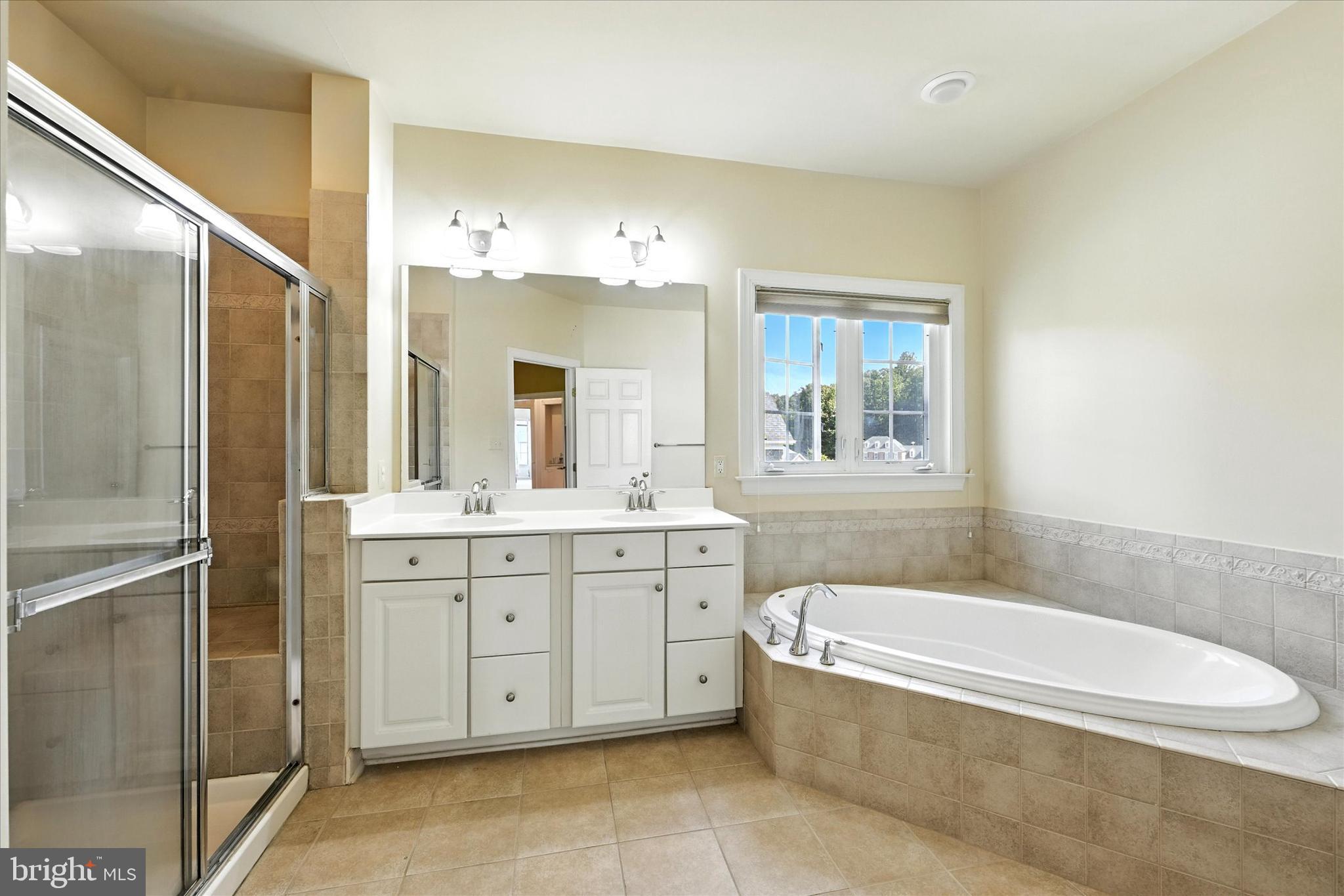 ENCLAVE AT PERRY HALL - Residential