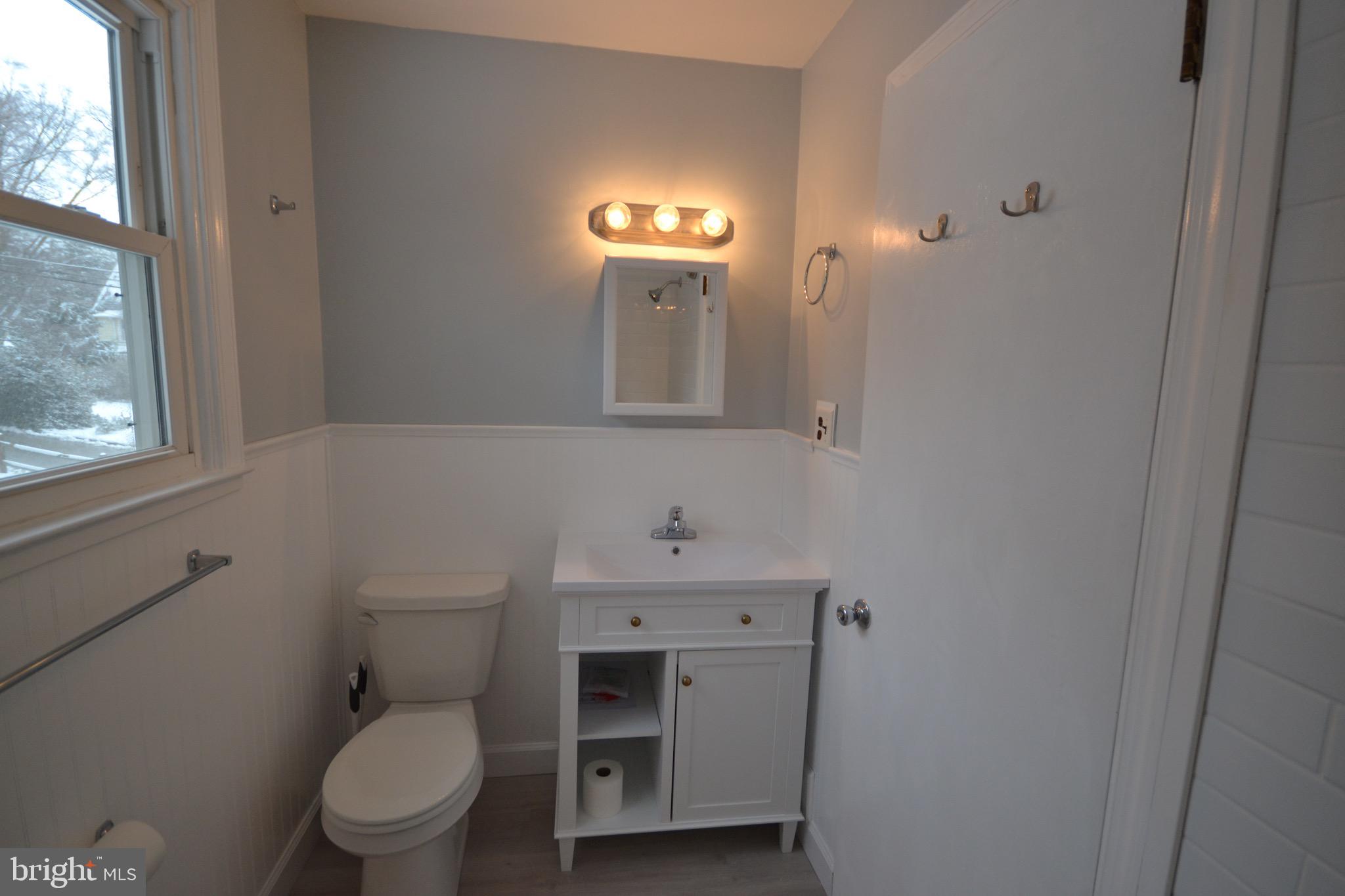 GLENSIDE - Residential Lease